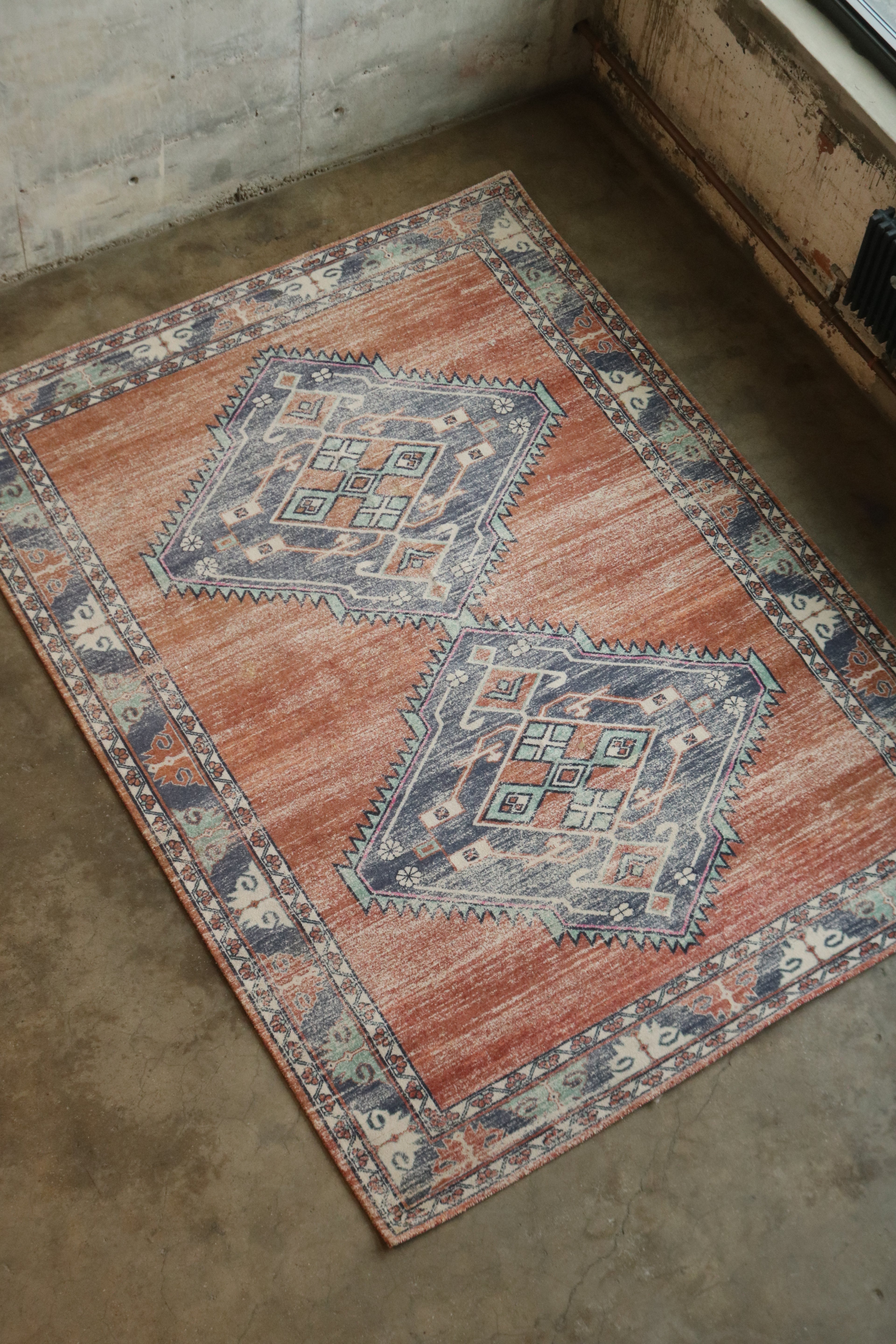 Vintage Style Large Area Rug