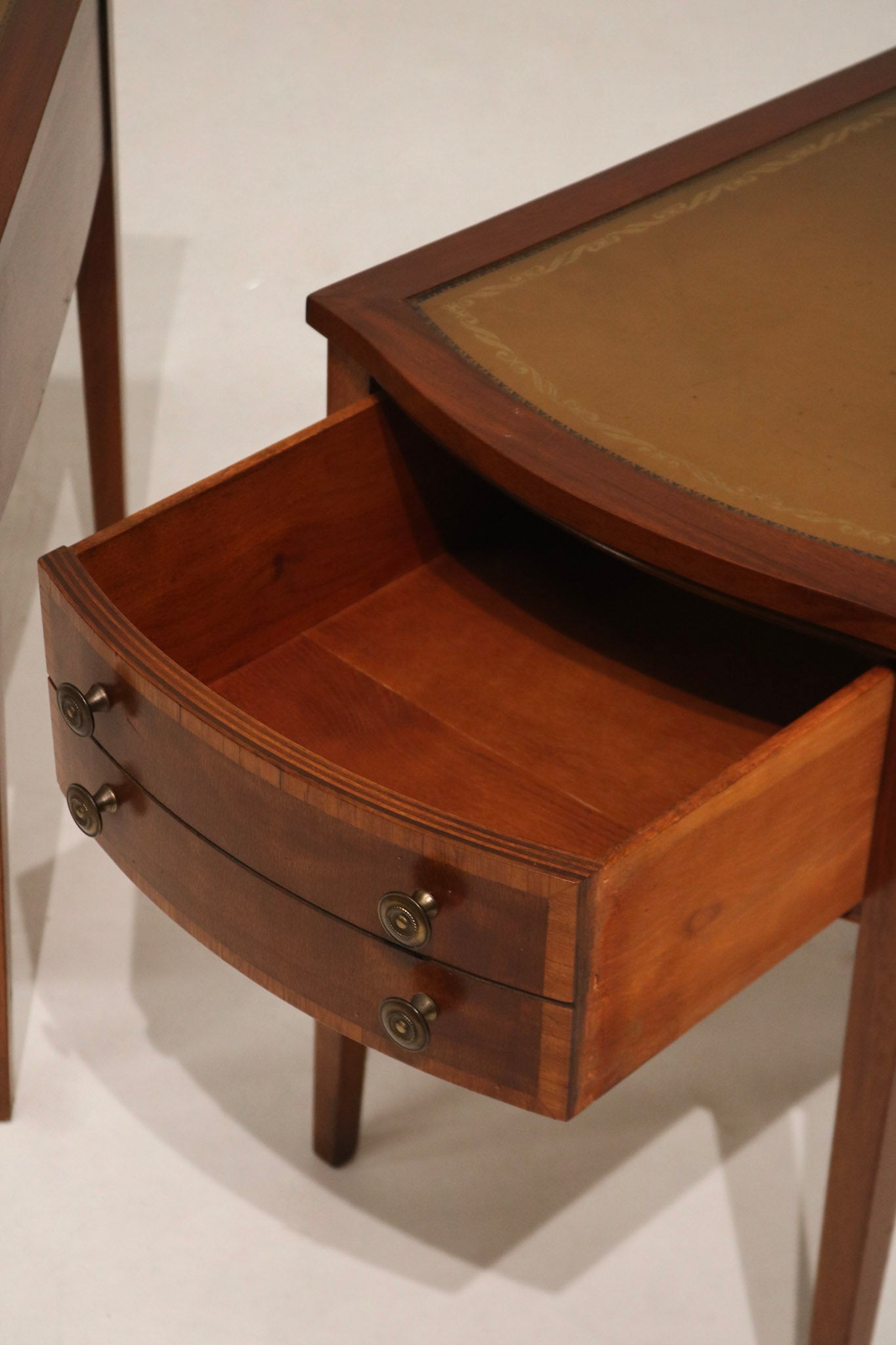 Antique Georgian Mahogany Leather Top Nightstands Side Tables