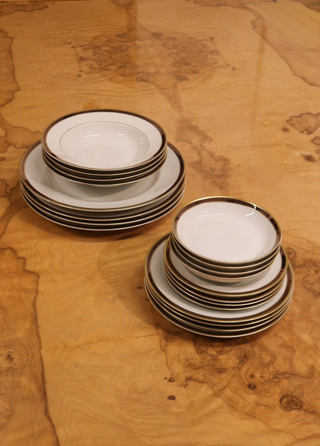 Set of 20 Porcelain Dining Plates Dishes By Heinrich & Co.