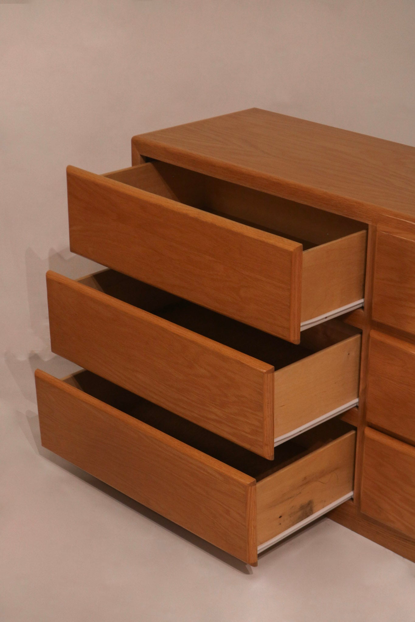 Vintage Solid Oak 6 Drawers Dresser