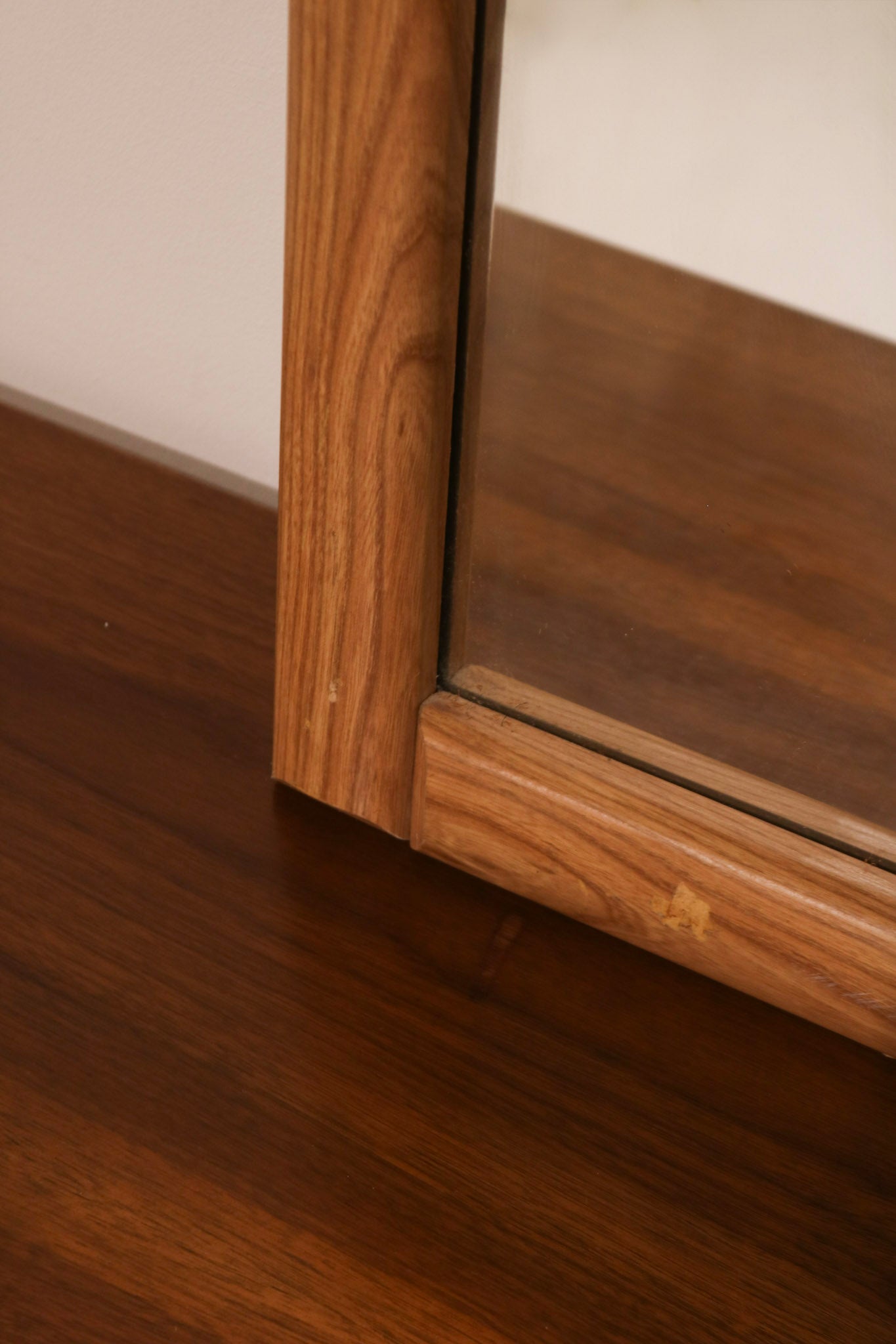 Vintage Wooden Stand Wall Mirror