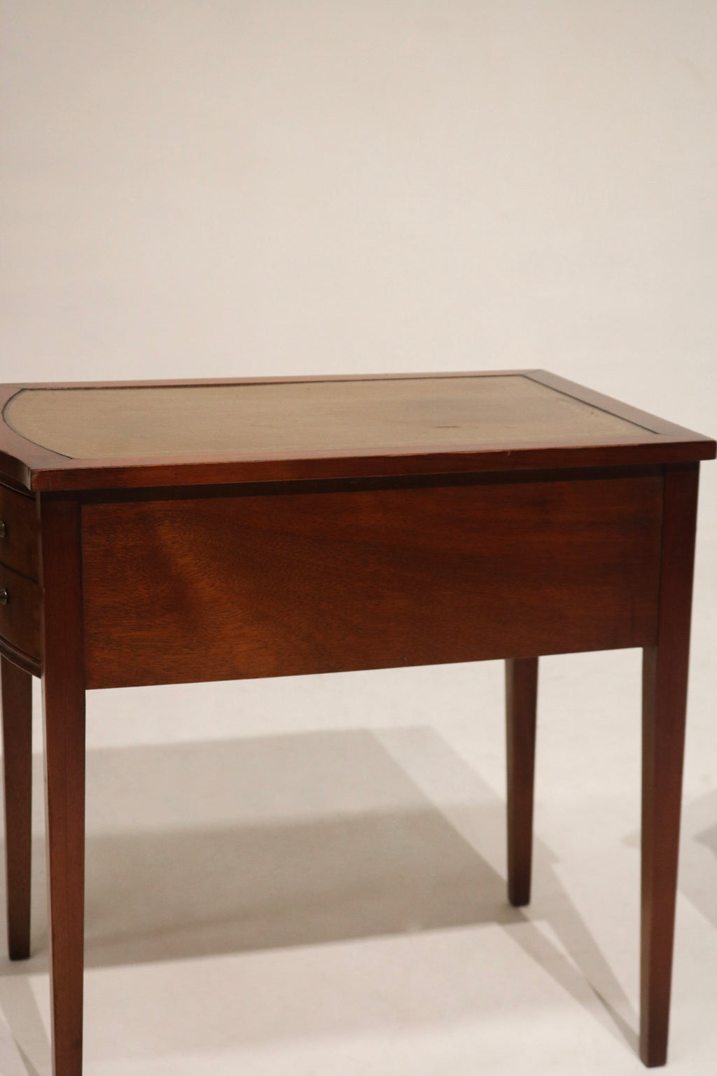 Antique Georgian Mahogany Leather Top Nightstands Side Tables