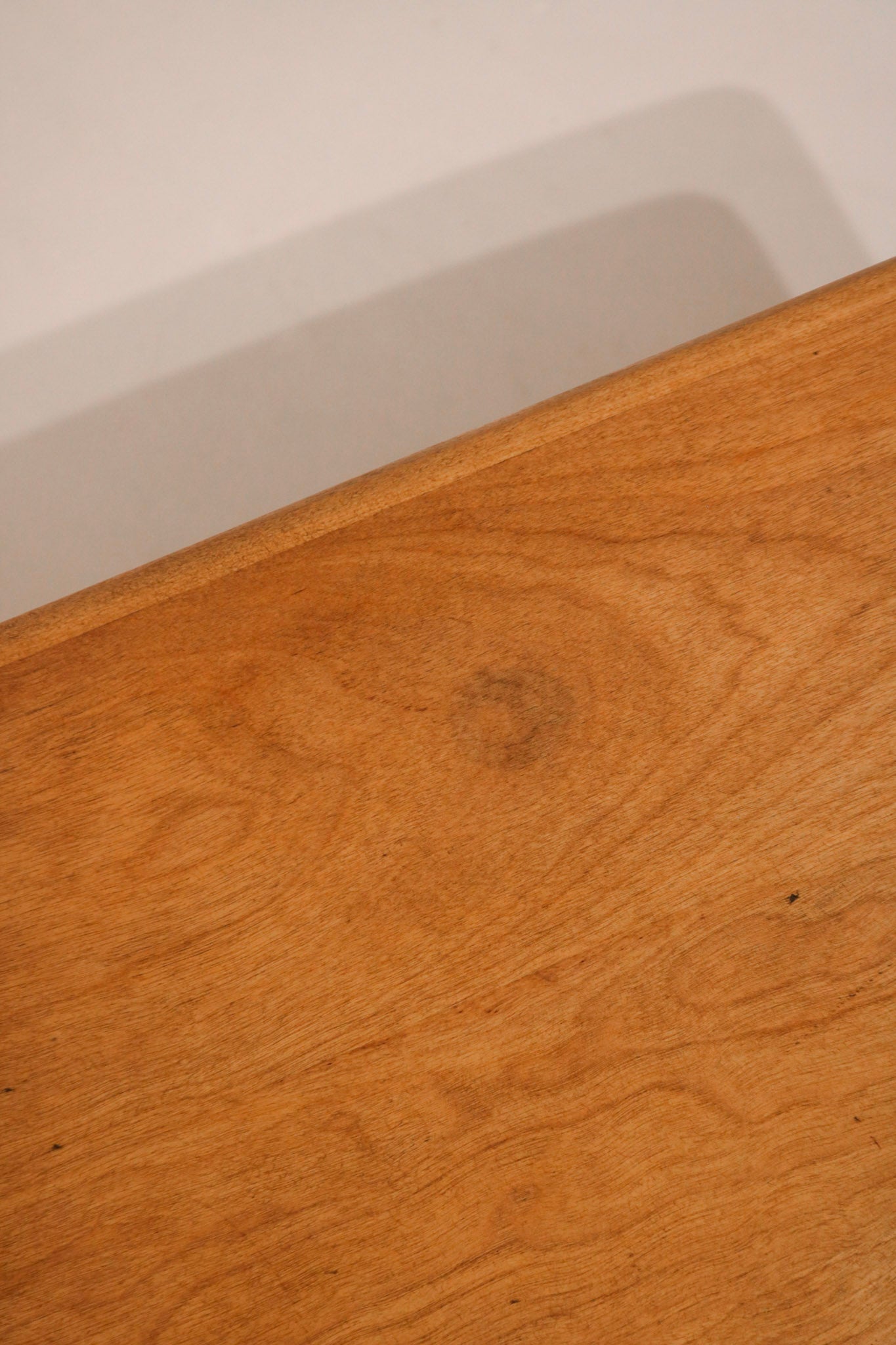 Vintage Mid Century Modern Coffee Table Circa 1950 By HEYWOOD-WAKEFIELD