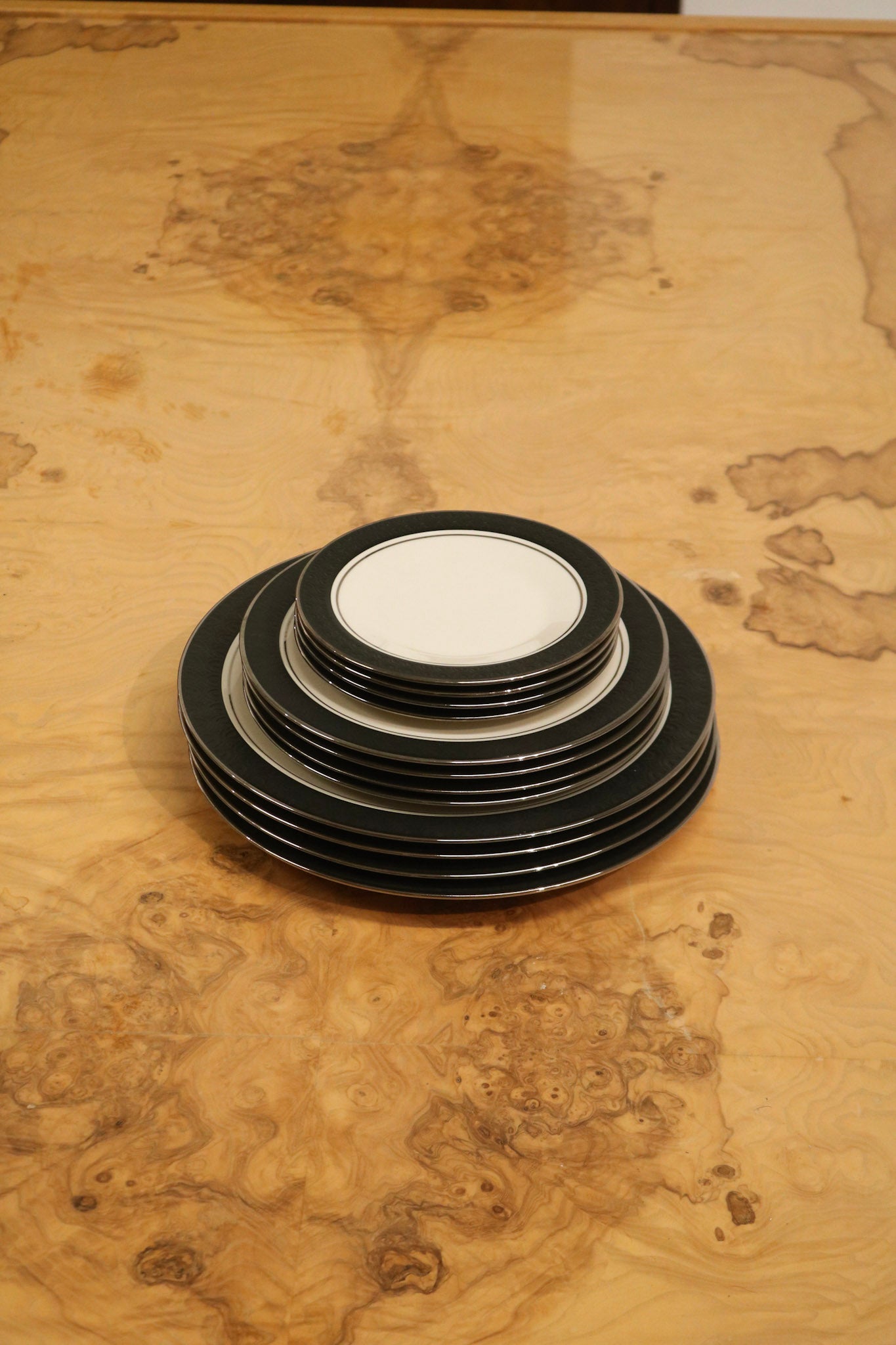 Set Of 12 Porcelain Dinnerware Plates By Franciscan Masterpiece China