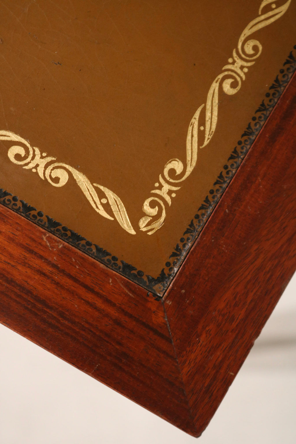 Antique Georgian Mahogany Leather Top Nightstands Side Tables