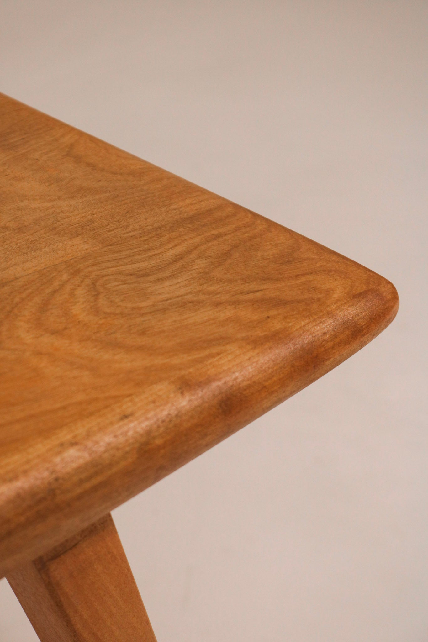 Vintage Mid Century Modern Coffee Table Circa 1950 By HEYWOOD-WAKEFIELD