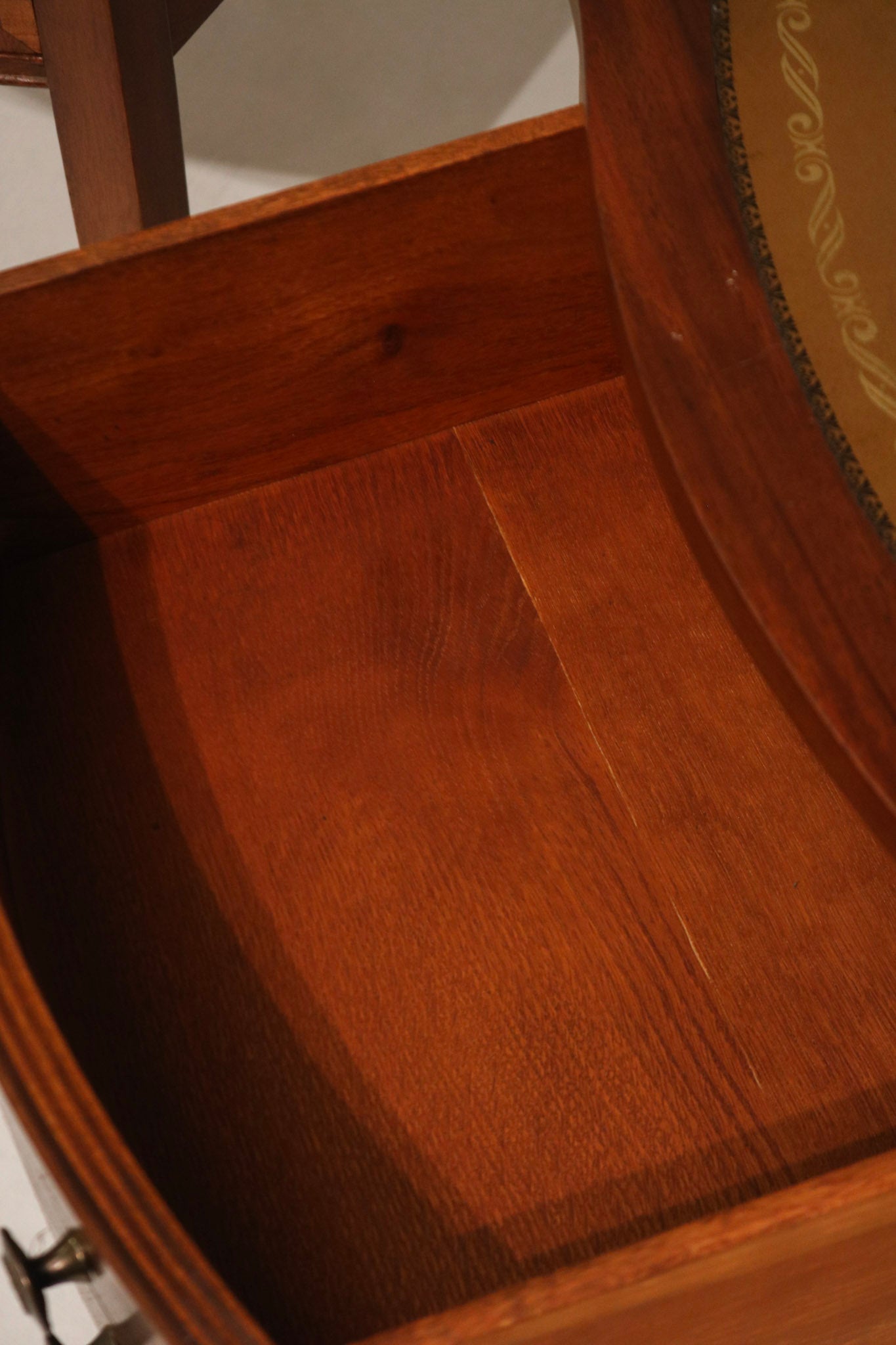 Antique Georgian Mahogany Leather Top Nightstands Side Tables