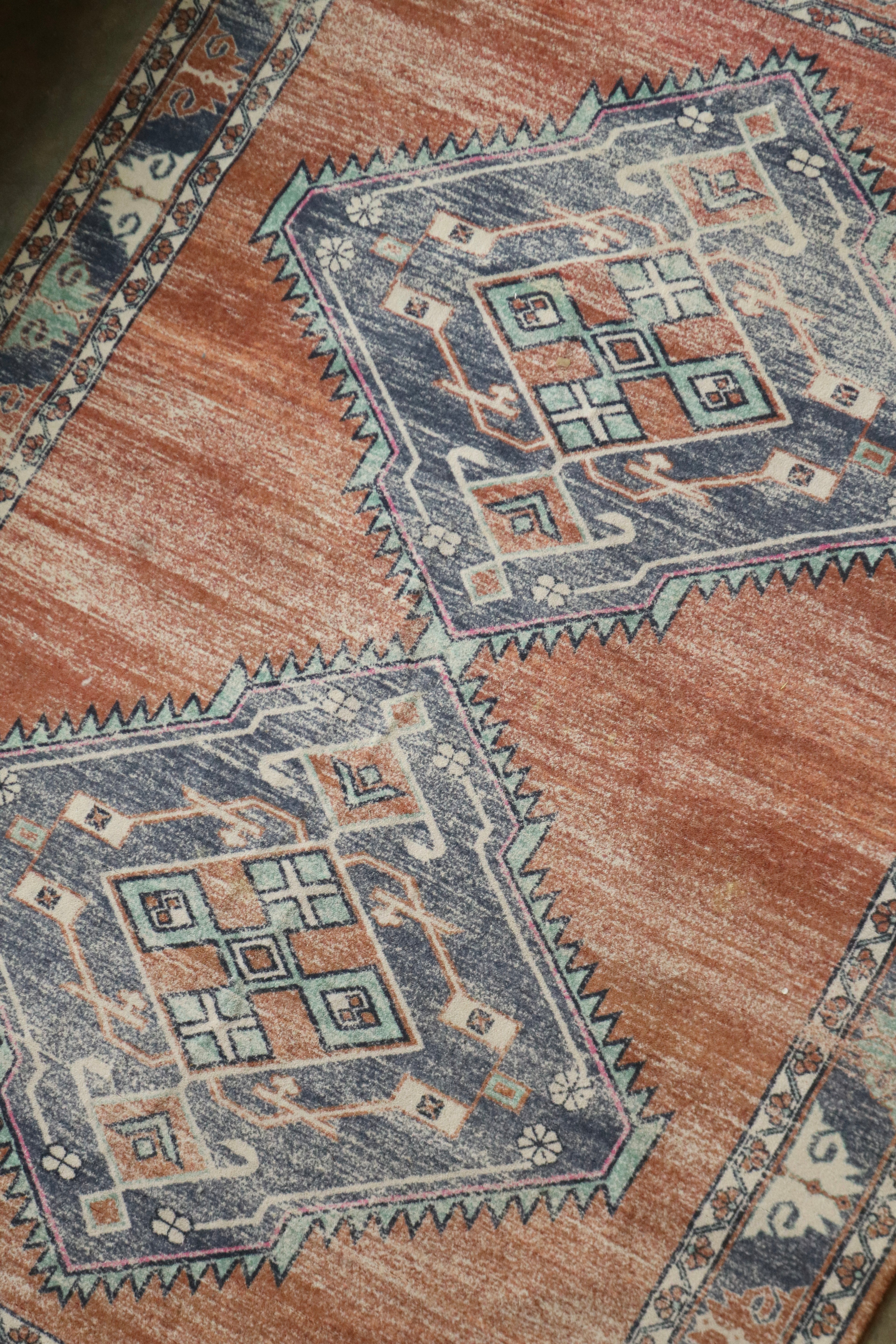 Vintage Style Large Area Rug