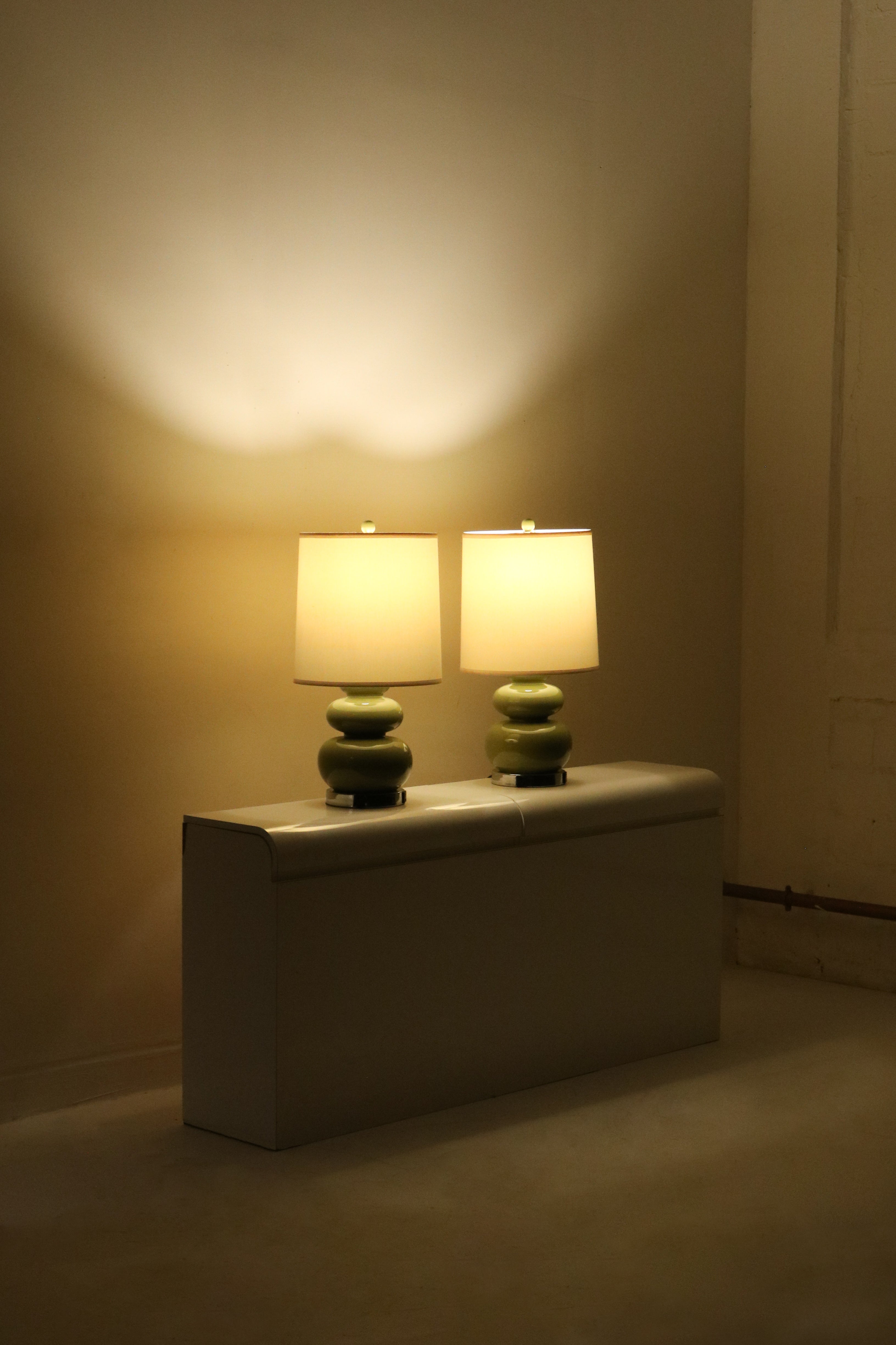 Set Of 2 Green Ceramic Table Lamps With Beige Drum Shade