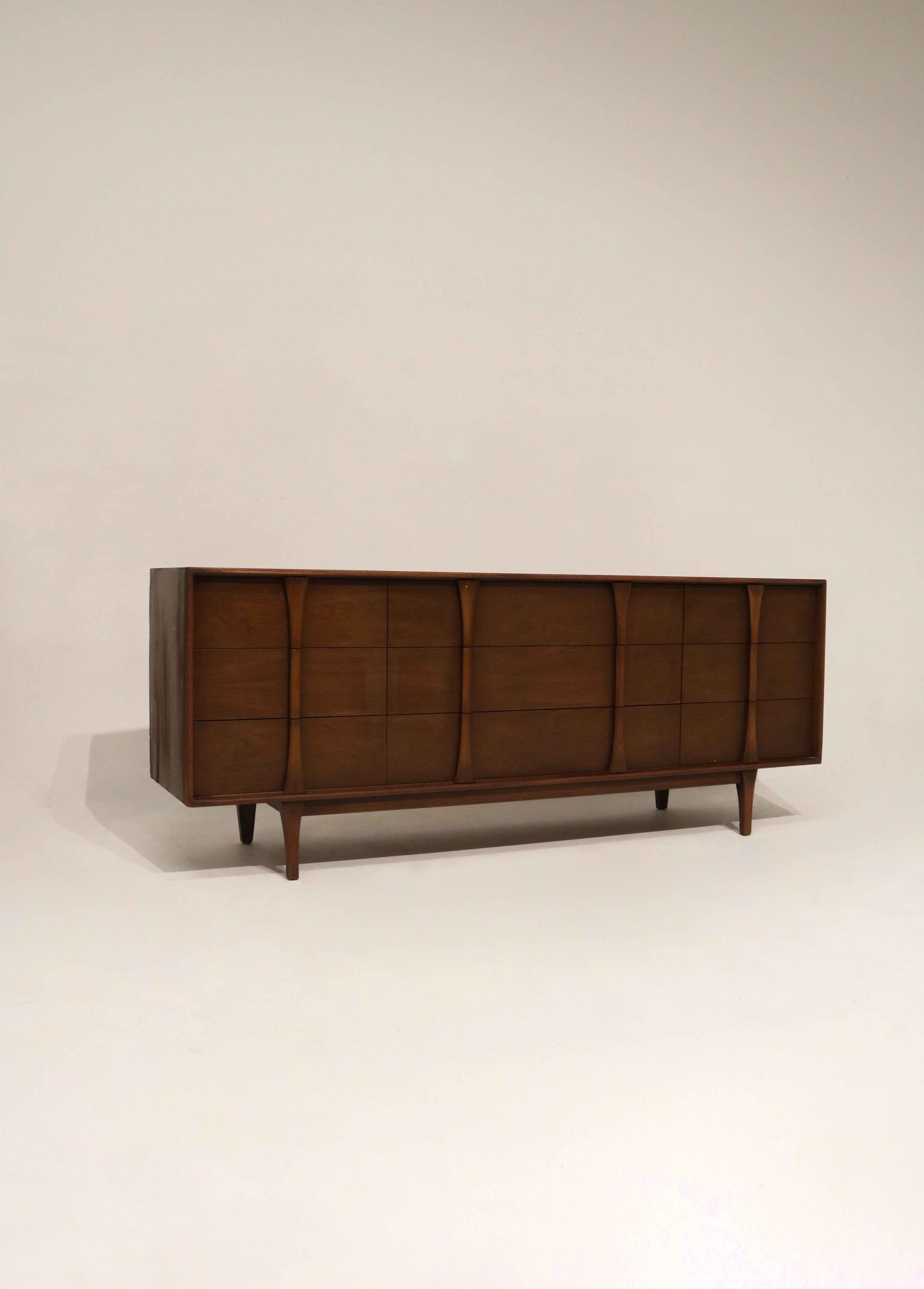 Vintage Mcm Walnut Wood Lowboy 9 Drawers Dresser