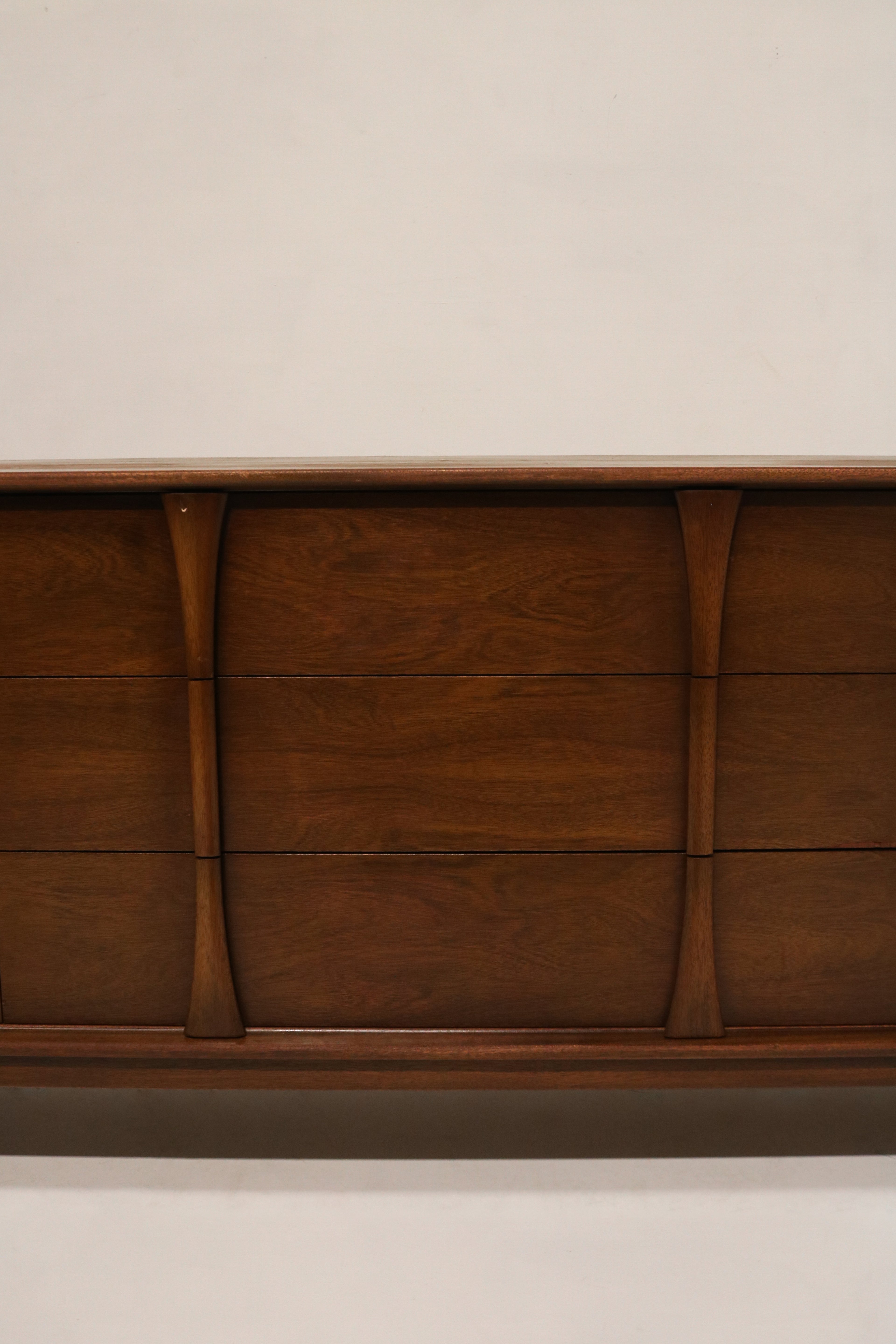 Vintage Mcm Walnut Wood Lowboy 9 Drawers Dresser