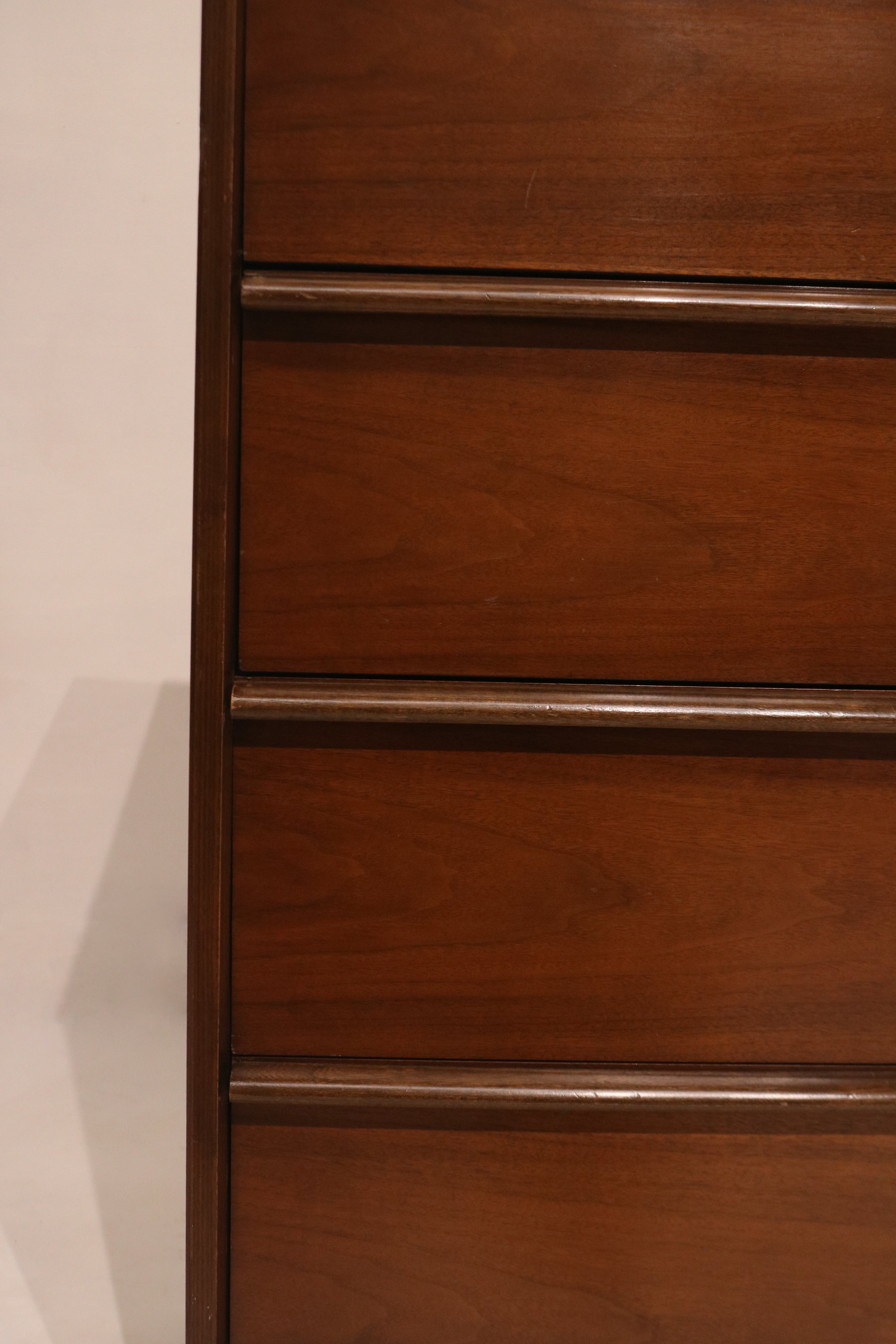 Mid Century Modern Walnut Chest Of Drawer Dresser By Bassett