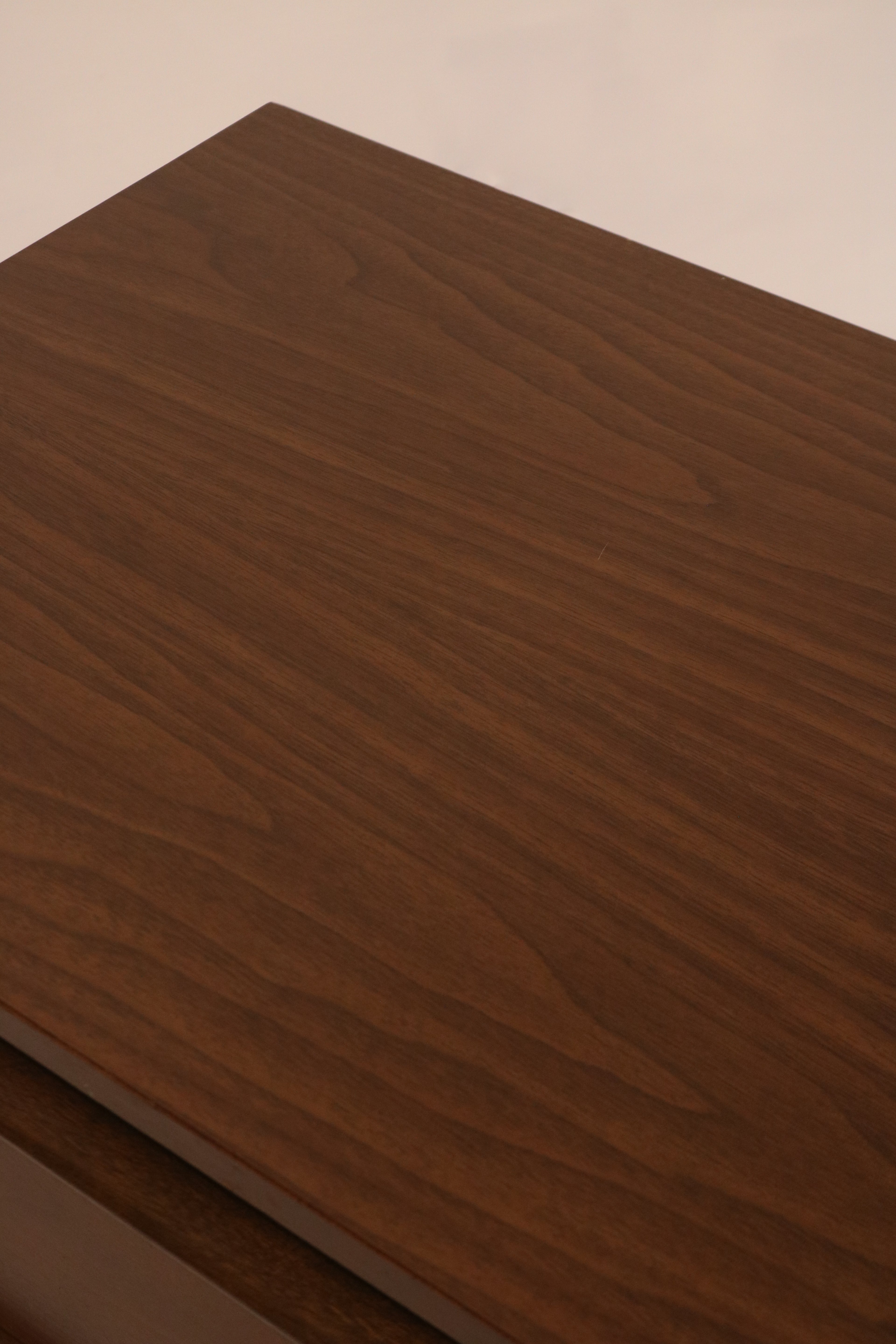 Mid Century Modern Walnut Chest Of Drawer Dresser By Bassett