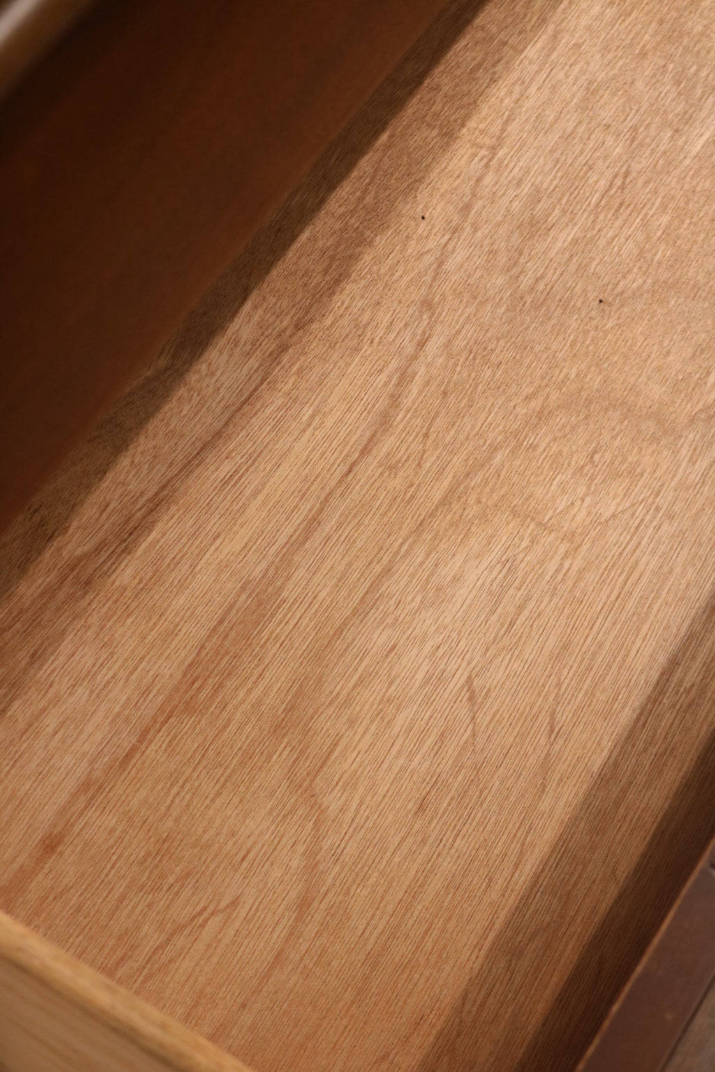 Mid Century Modern Walnut Chest Of Drawer Dresser By Bassett