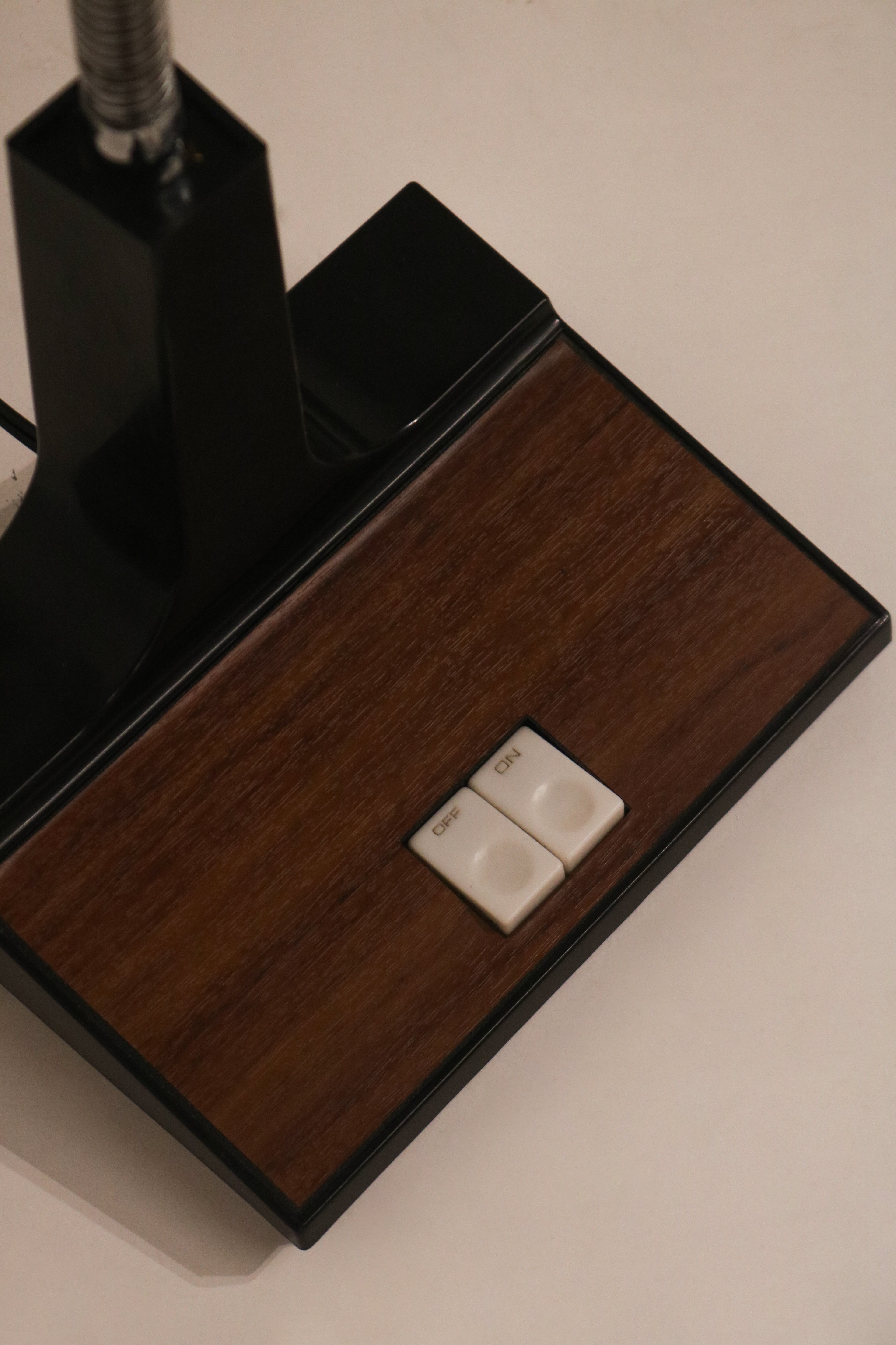 Vintage 80s Metal Laminated Desk Table Lamp