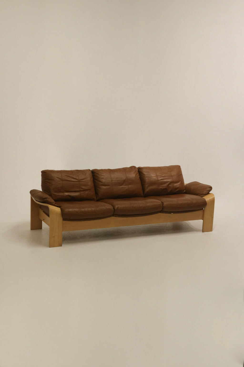 Vintage Swedish Brown Leather Beech Wood Panda Sofa by Åke Fribyter for Nelo Möbler