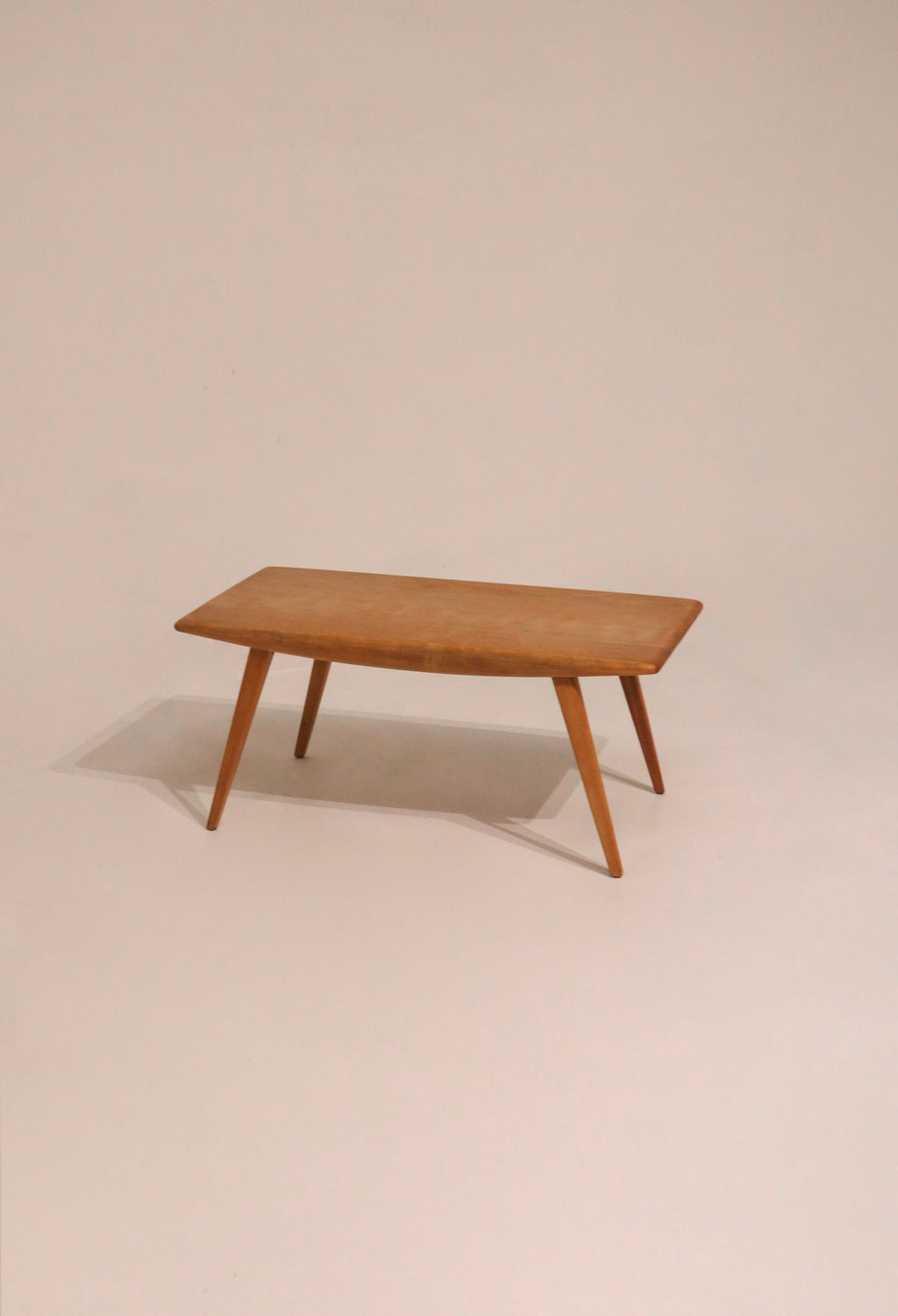 Vintage Mid Century Modern Coffee Table Circa 1950 By HEYWOOD-WAKEFIELD