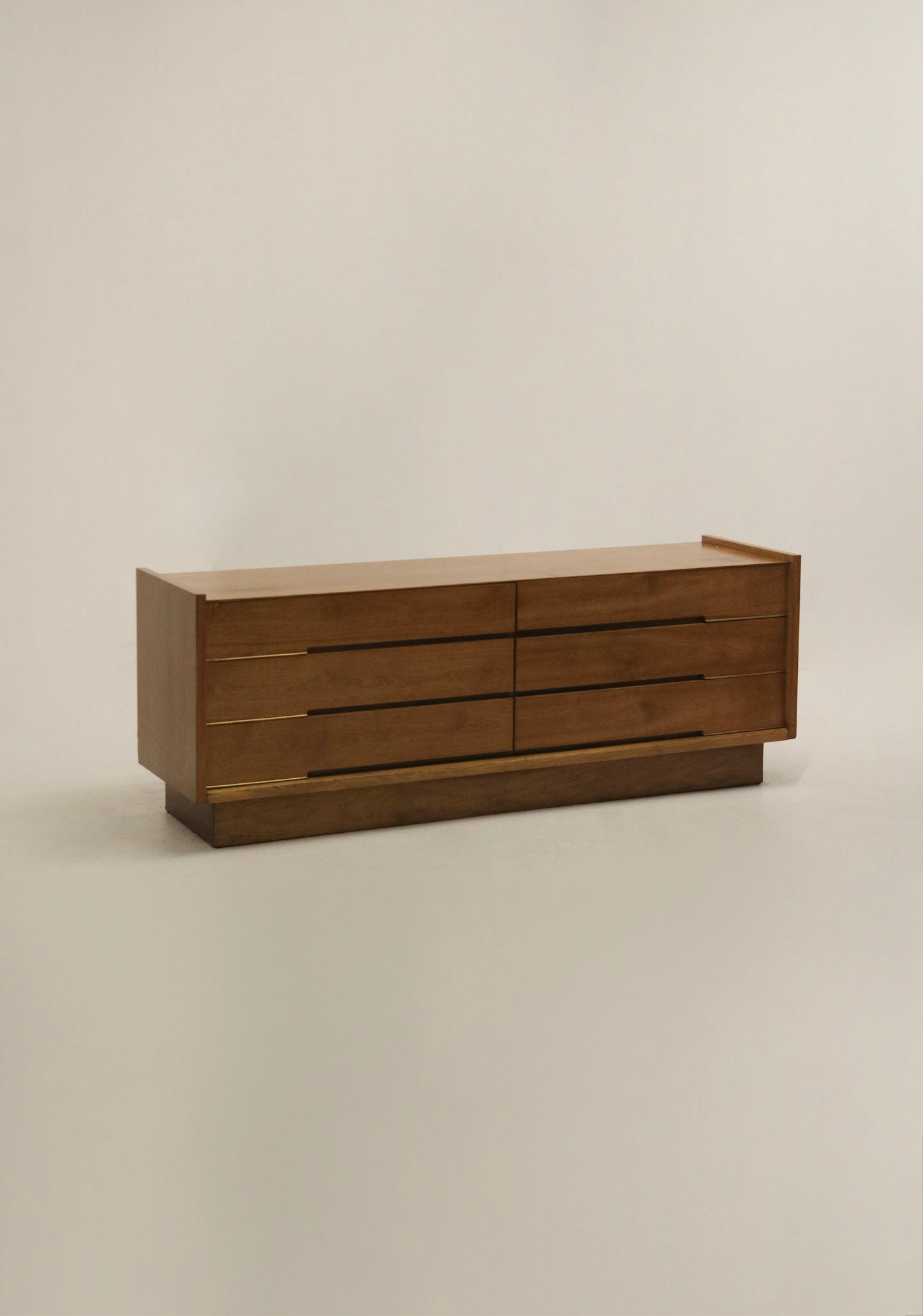 Mid Century Modern Walnut Wood 6 Drawers Lowboy Dresser
