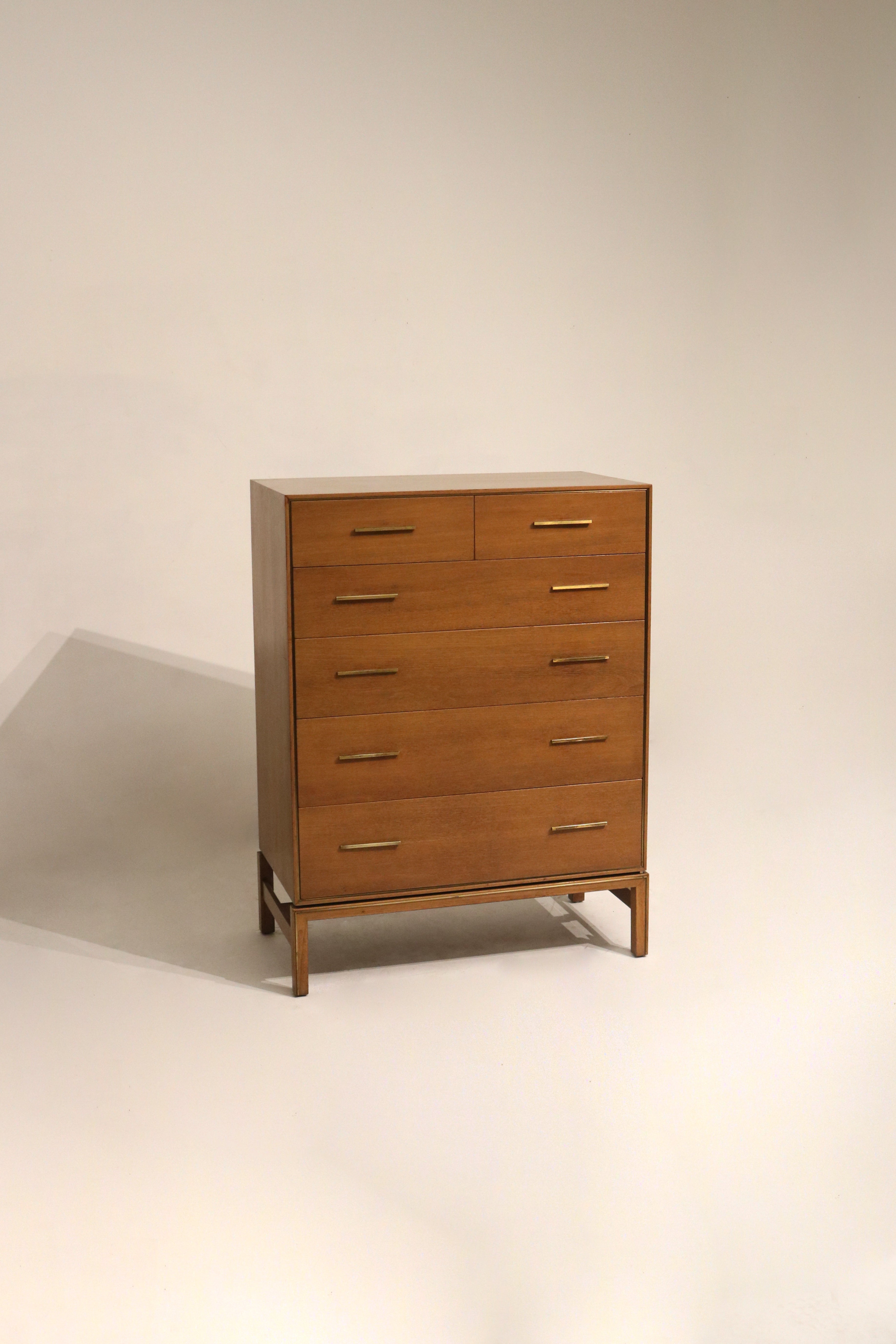 Vintage Oak Wood 6 Drawers Dresser By John Stuart Grand Rapids New York
