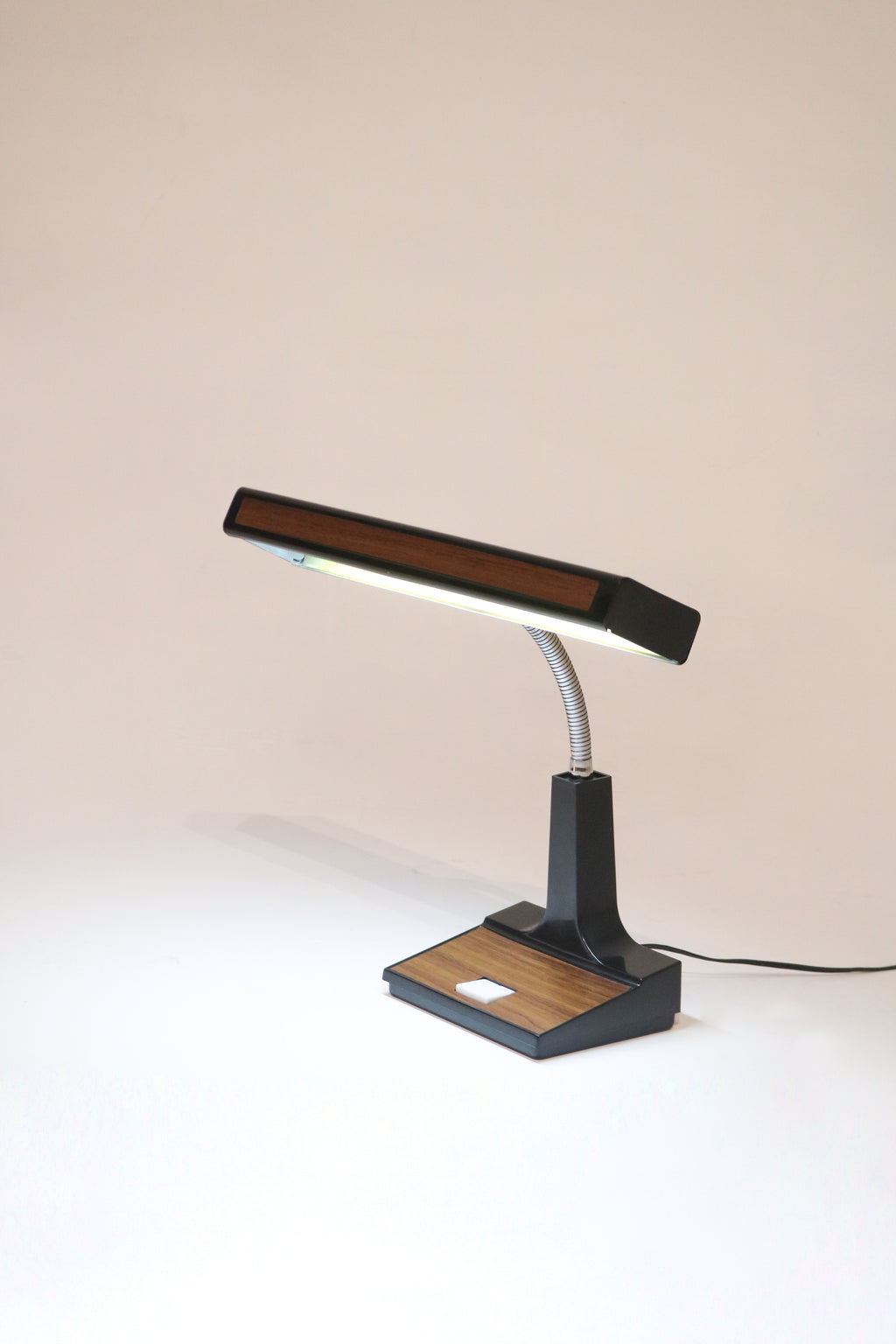Vintage 80s Metal Laminated Desk Table Lamp