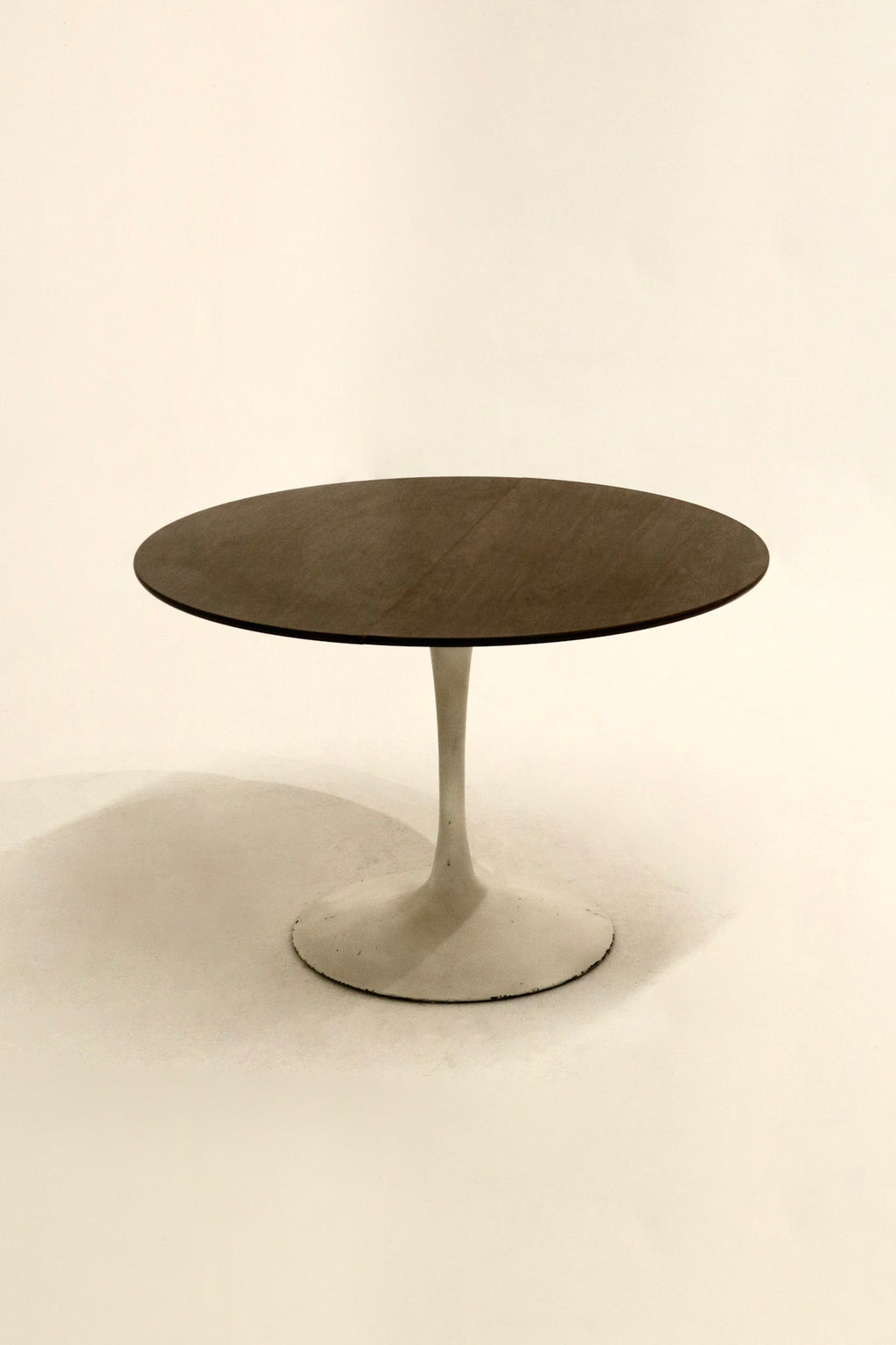 Vintage Wooden Metal Tulipan Round Dining Table