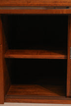 Detail of the chrome steel leg base showing condition and shine