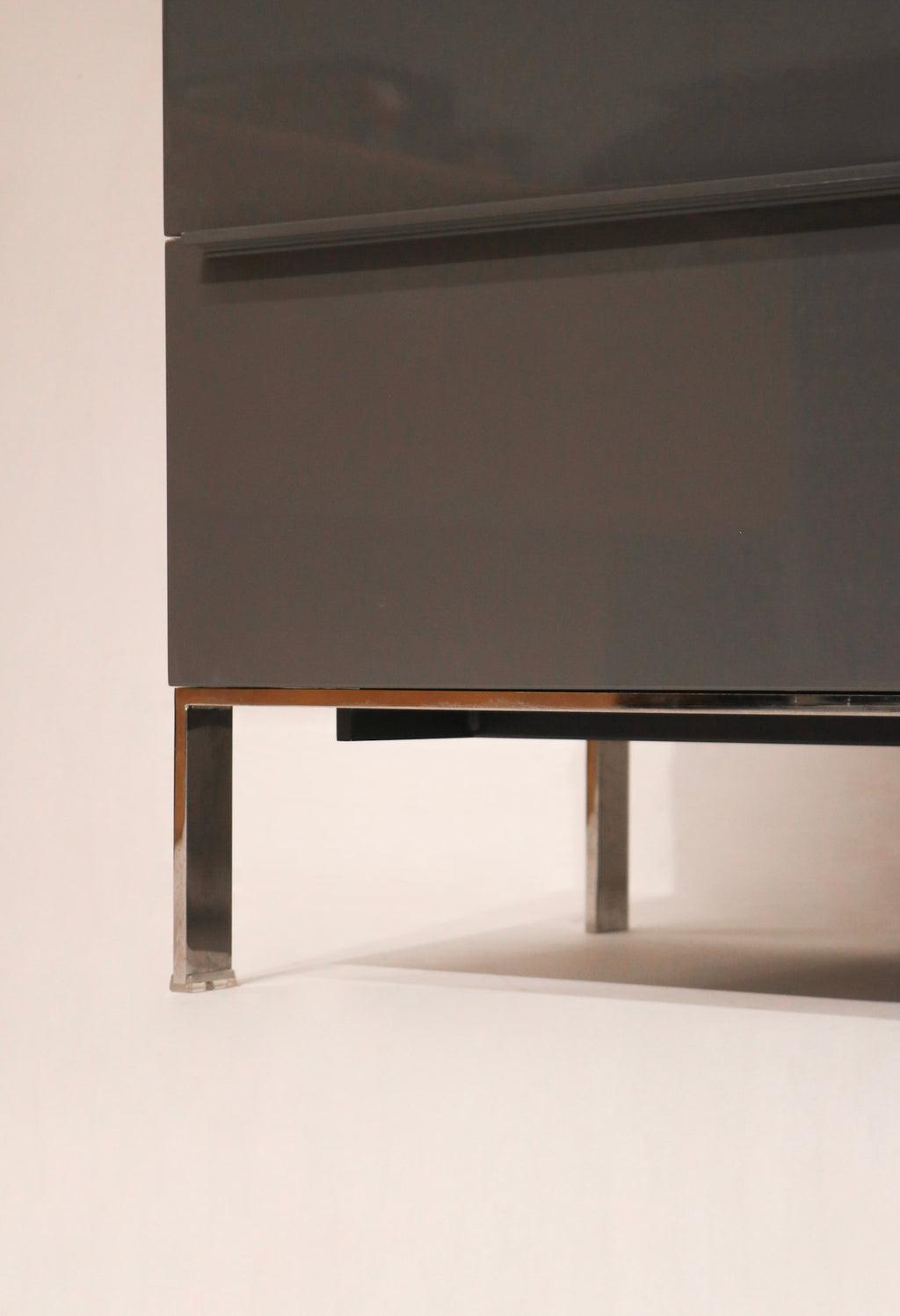 Detail of cabinet joints and seamless lacquer finish on Capellini modern unit