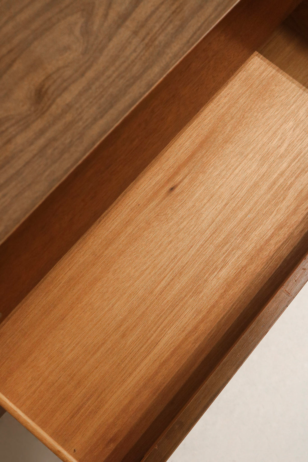 View of the back panel and structural details showing strong assembly