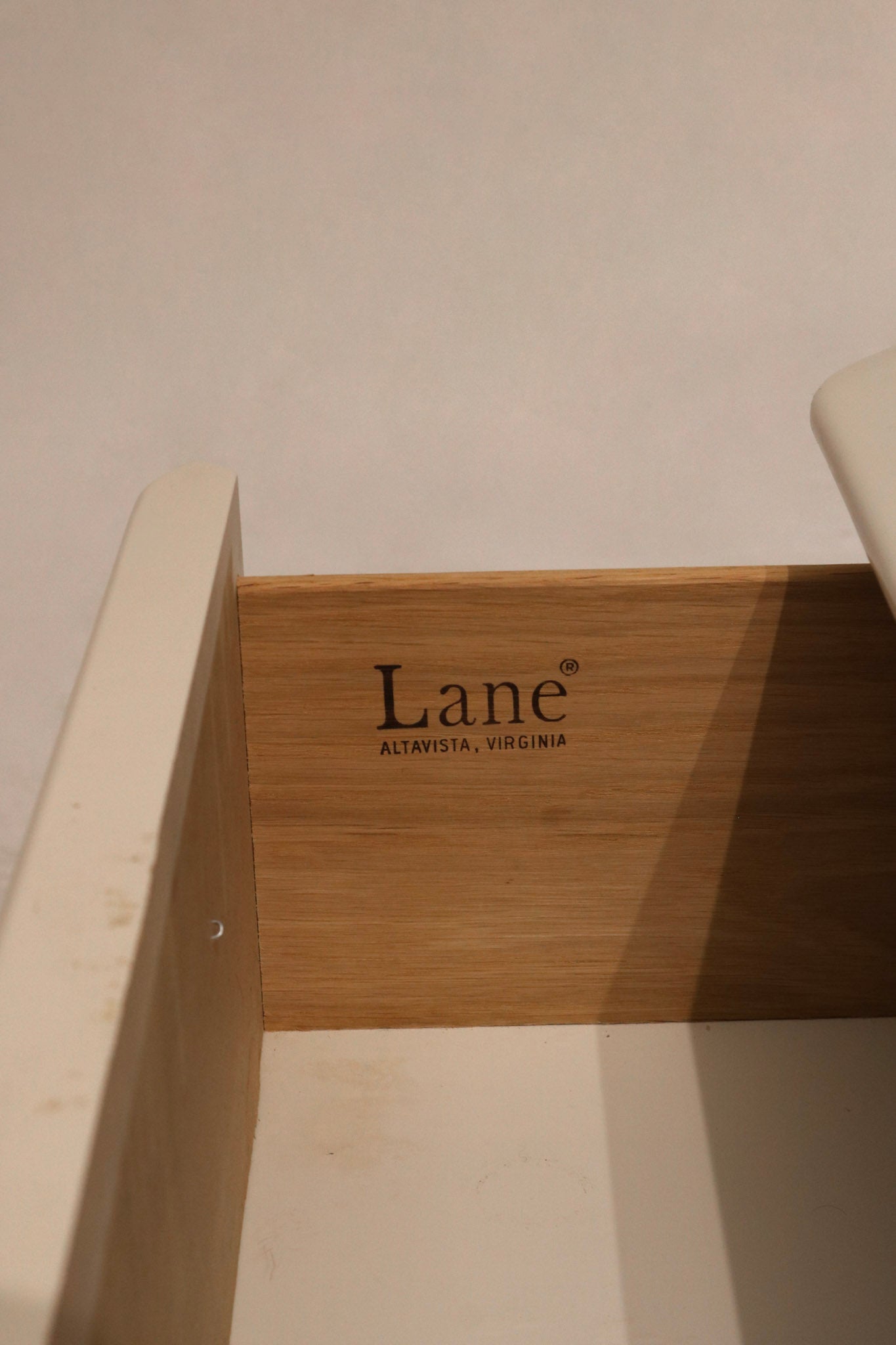 Backside image of the nightstands revealing sturdy build and lacquer detail