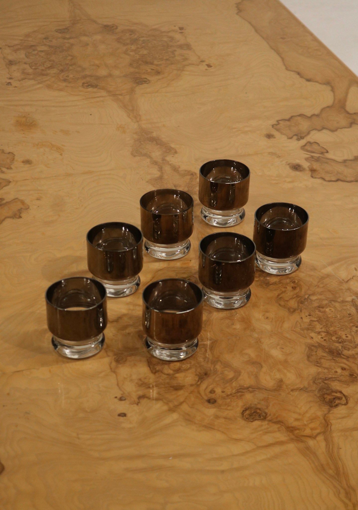 Set of 7 vintage cocktail glasses in Dorothy Thorpe silver fade style