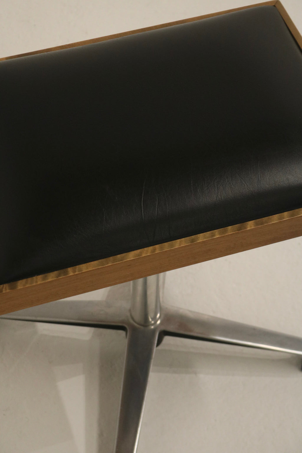 STOOL 6 IMG_4560