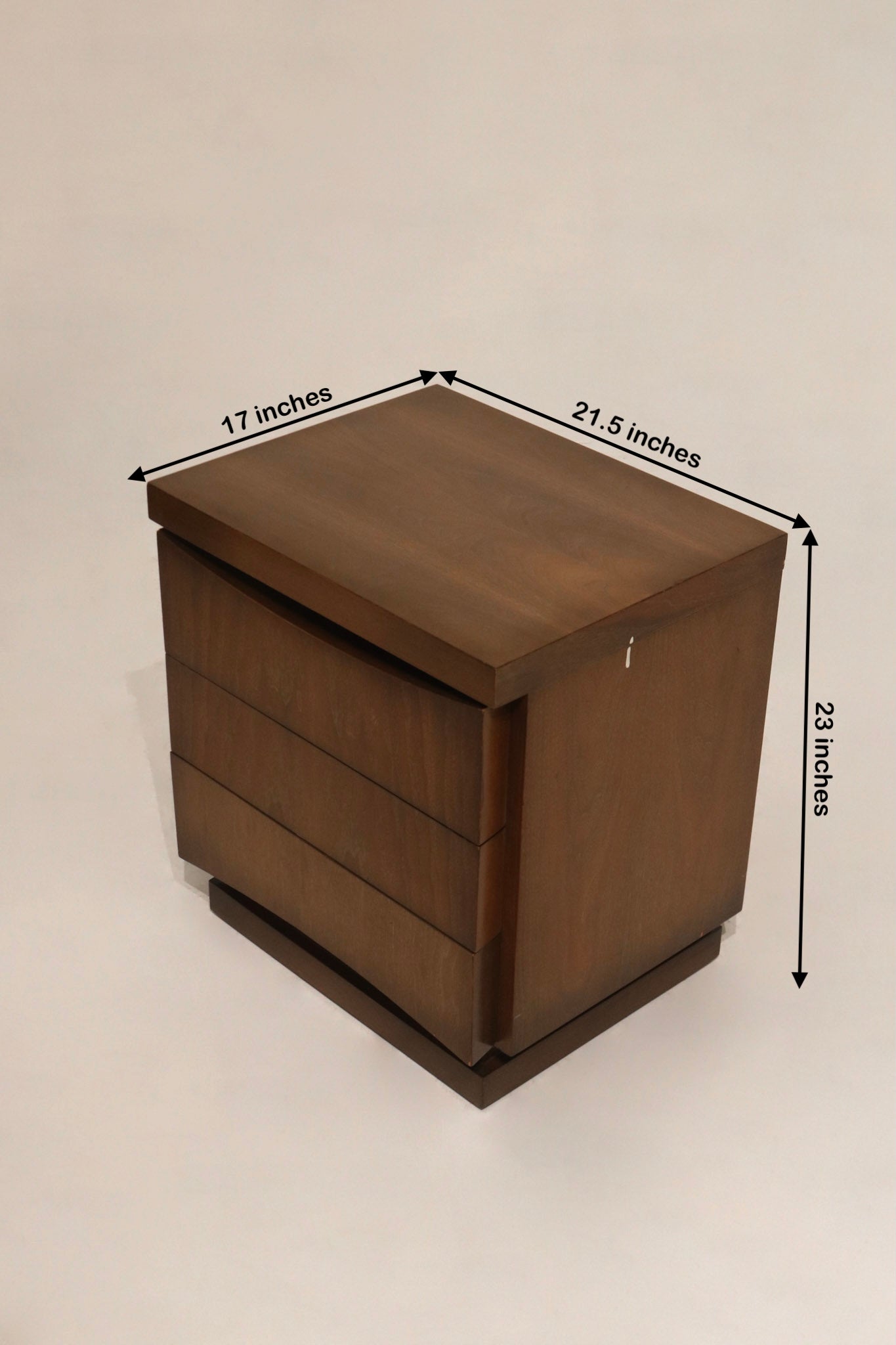 Heavy and sturdy walnut dresser with perfect working drawers