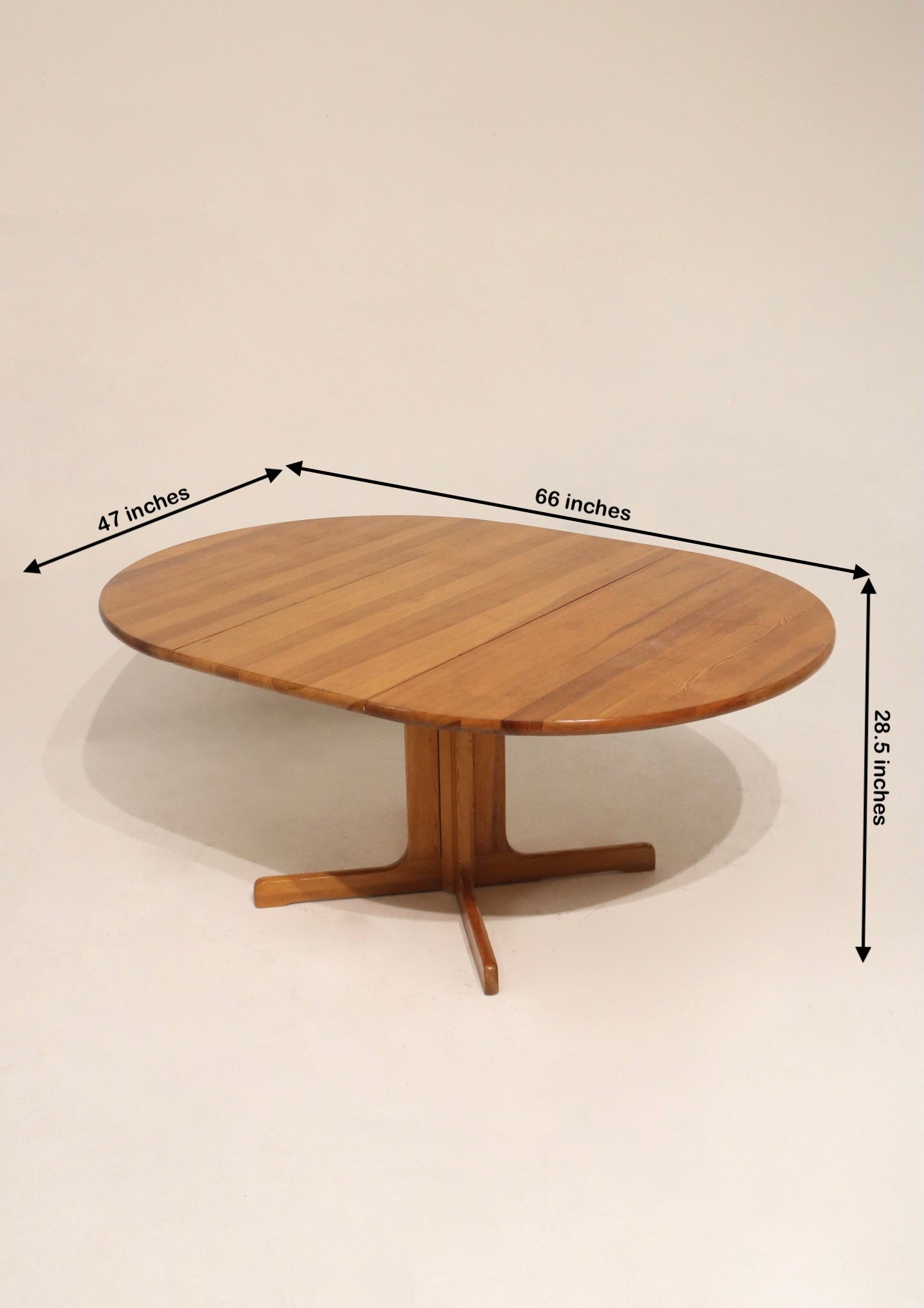 Quality wood table in great condition