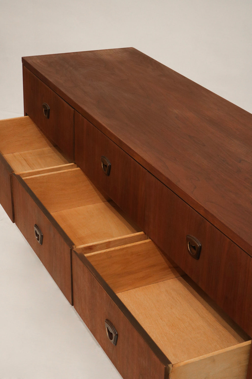 Backside corner showcasing solid build and quality of walnut wood