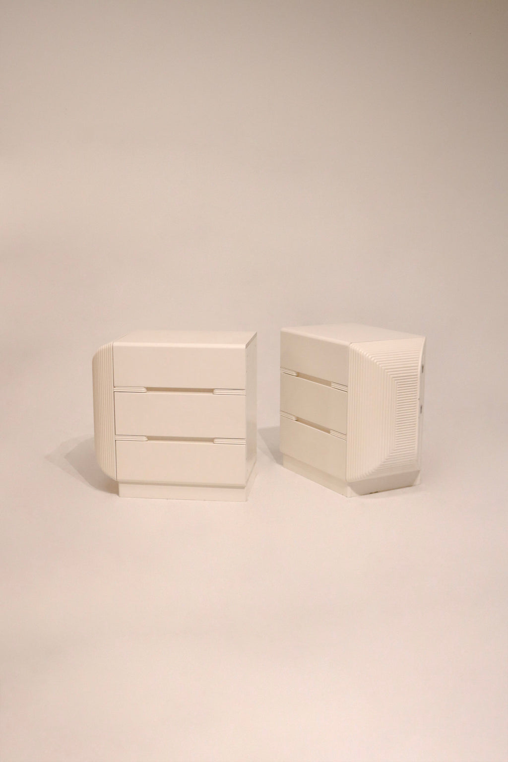 Detail of small chip on drawer edge to show minor wear