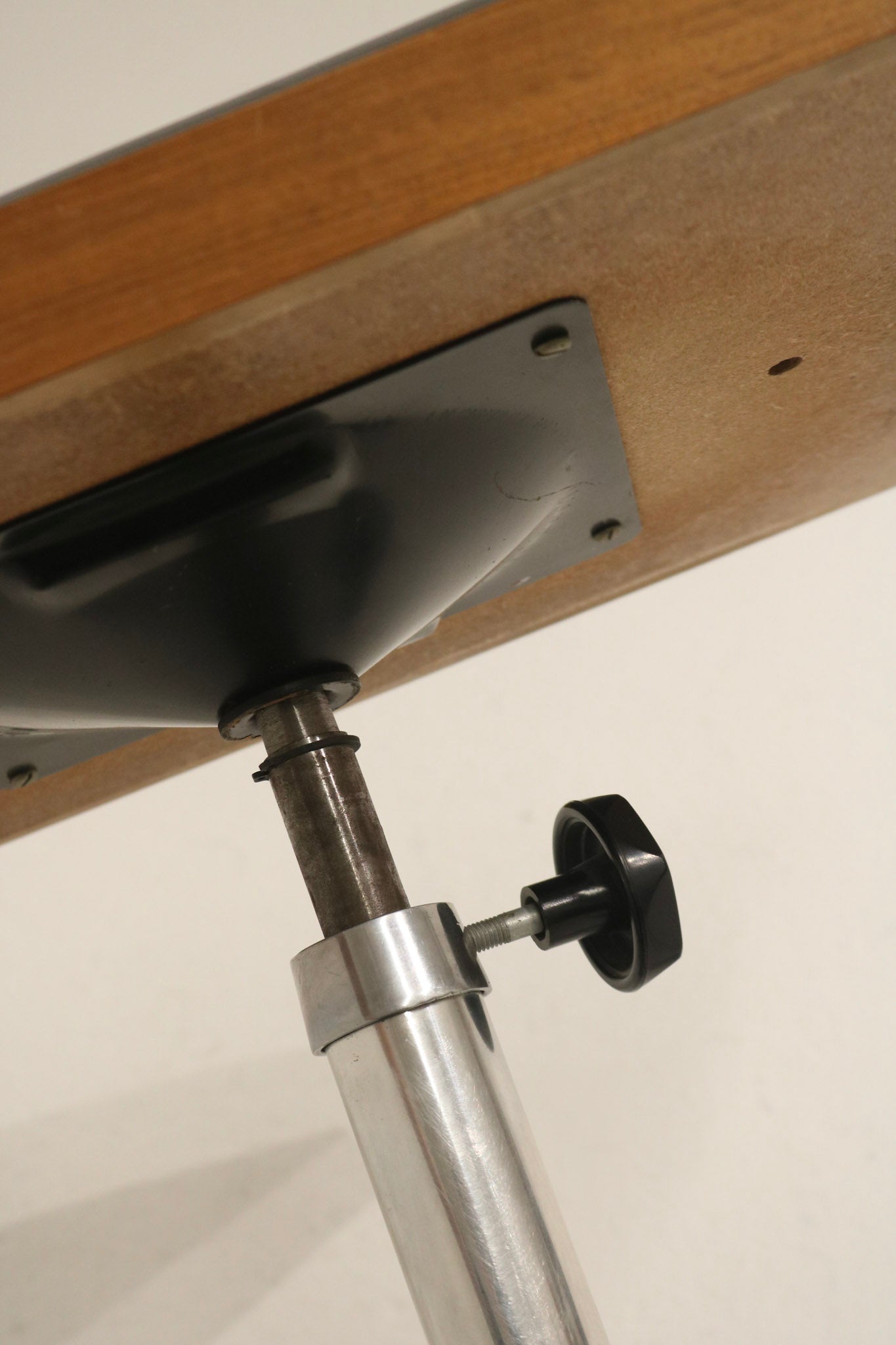 STOOL 4 IMG_4570