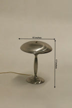 3-way touch lamp with modern design