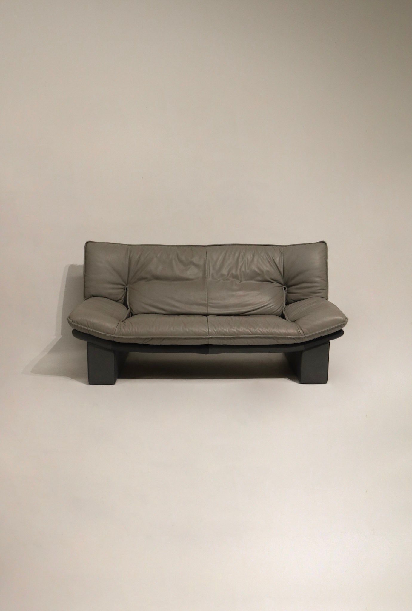 Nicoletti Salott sofa in authentic leather