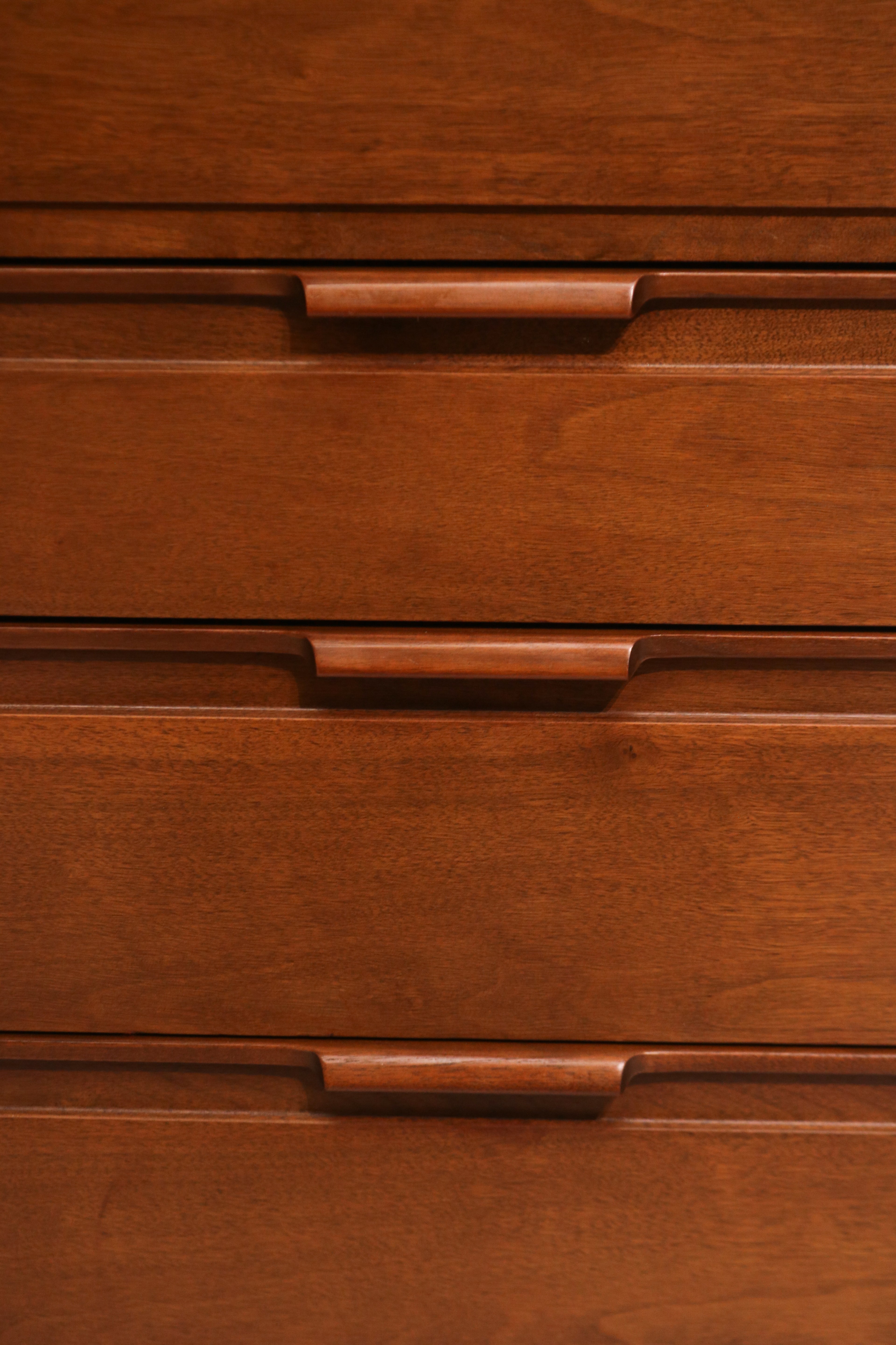Detail of drawer corner joints highlighting quality craftsmanship and vintage construction