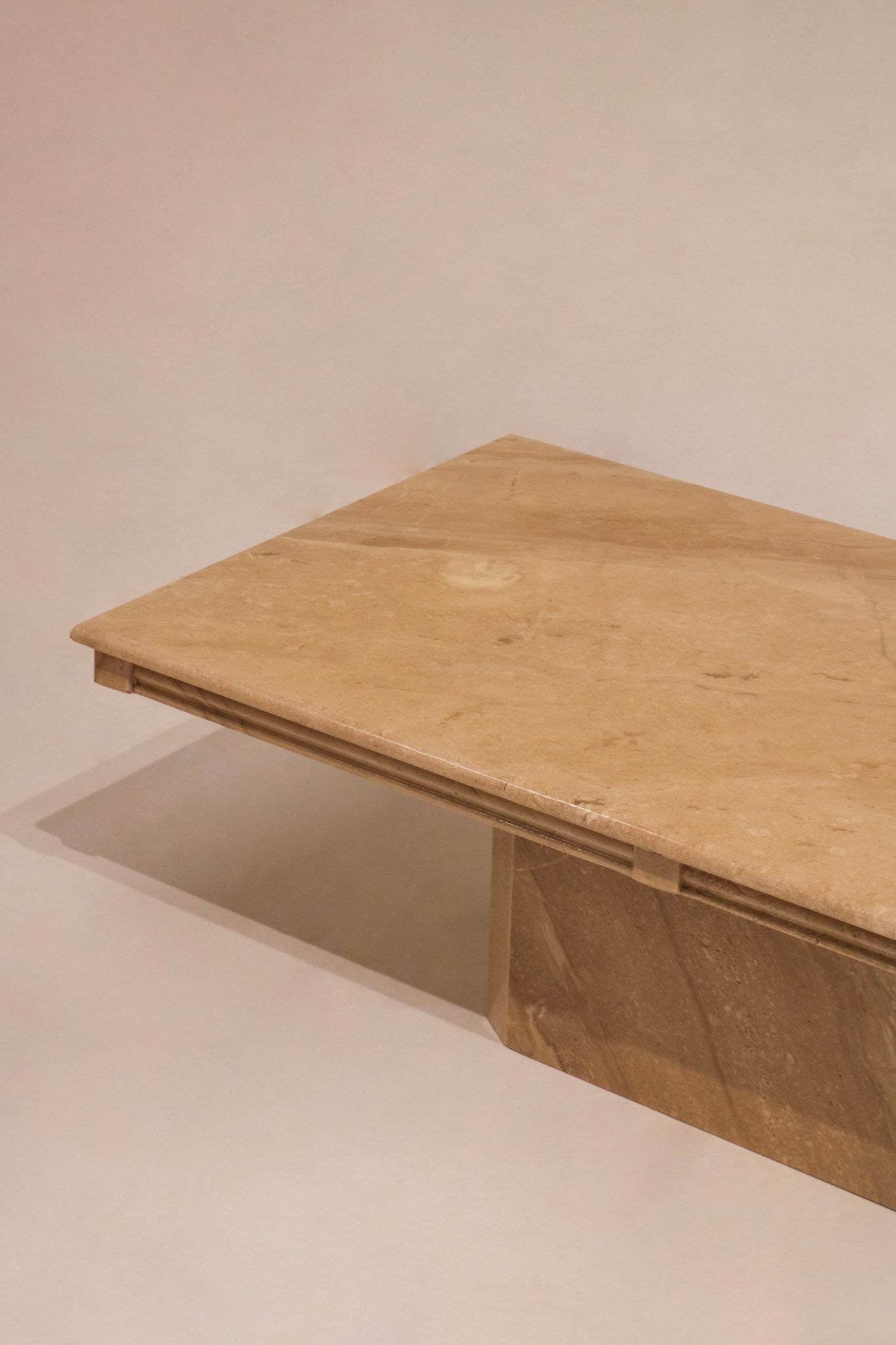 Full perspective view of the table in a studio setting