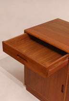 Left side panel view showing teak finish consistency and profile