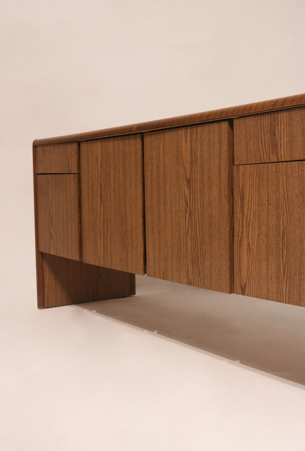 Detail of lower cabinet construction and base support design