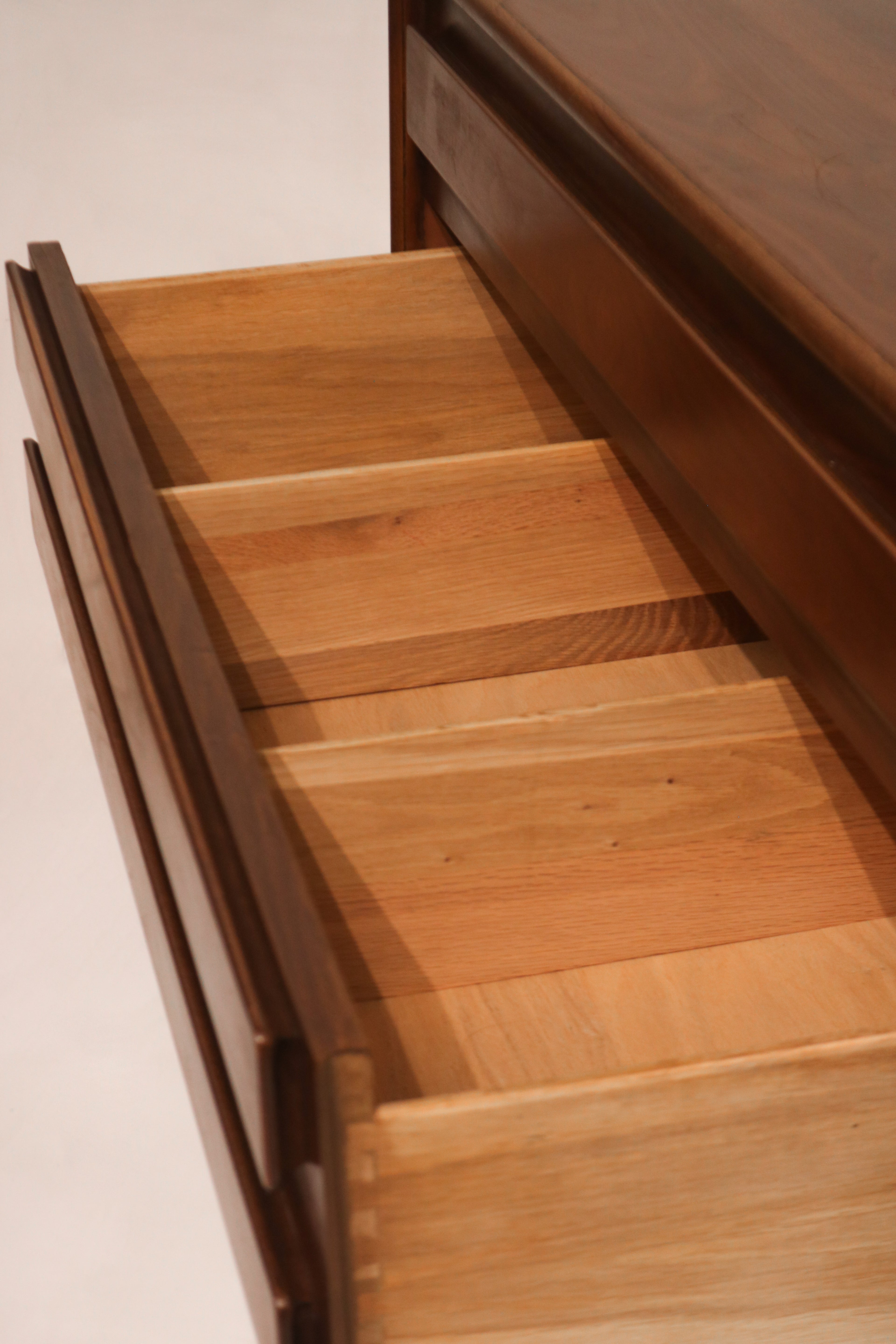 Lower drawers open demonstrating storage capacity and alignment