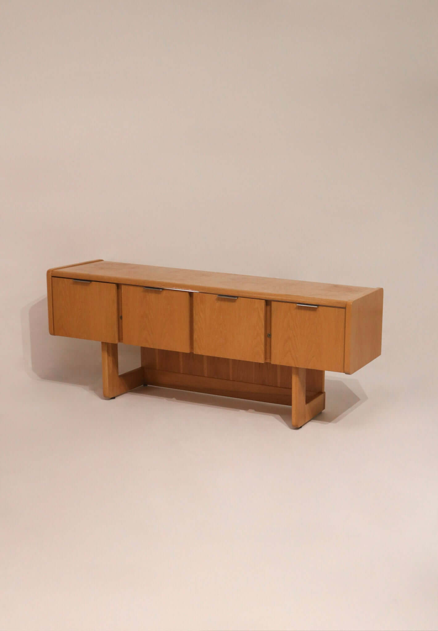 Vintage 1980s burl and oak wood credenza sideboard 71 inches long with geometric design