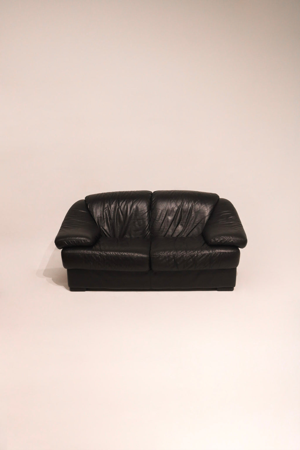 Vintage genuine leather loveseat couch sofa 68 inches black two-seat design