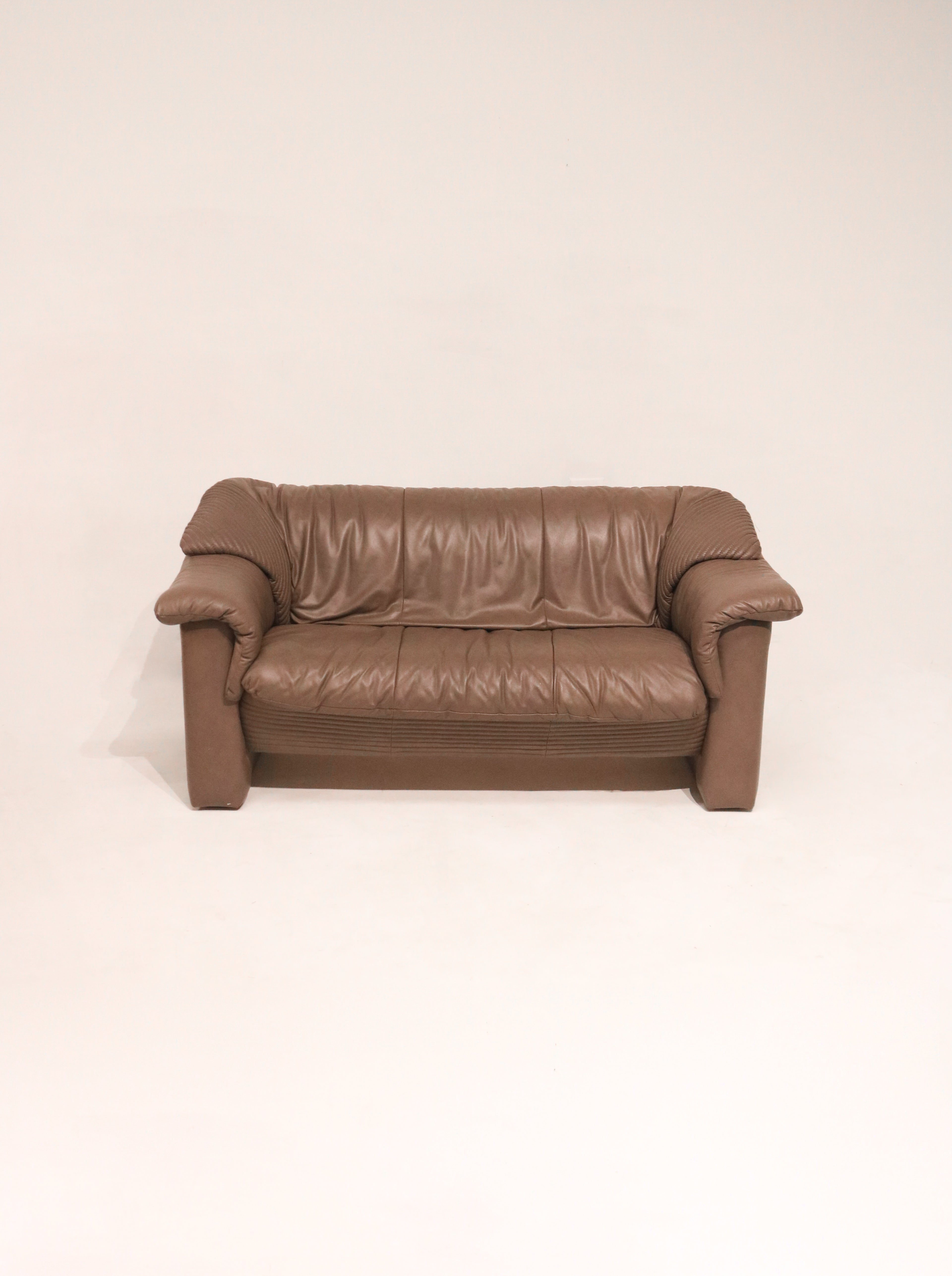 Vintage leather loveseat sofa couch 62 inches wide brown color