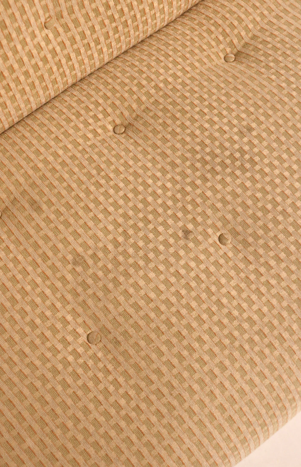 Side panel view showing consistent textured fabric pattern alignment