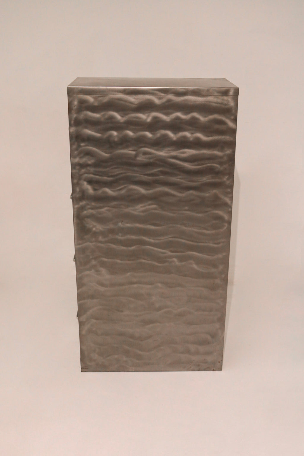 Top corner detail showing metal construction and industrial rivet style