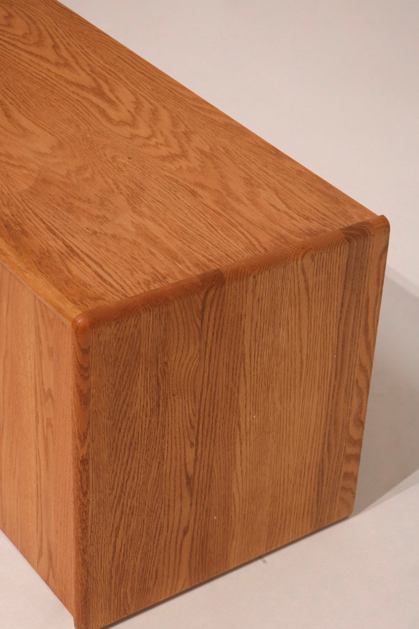 Top-down view showing the oak surface condition and wood pattern