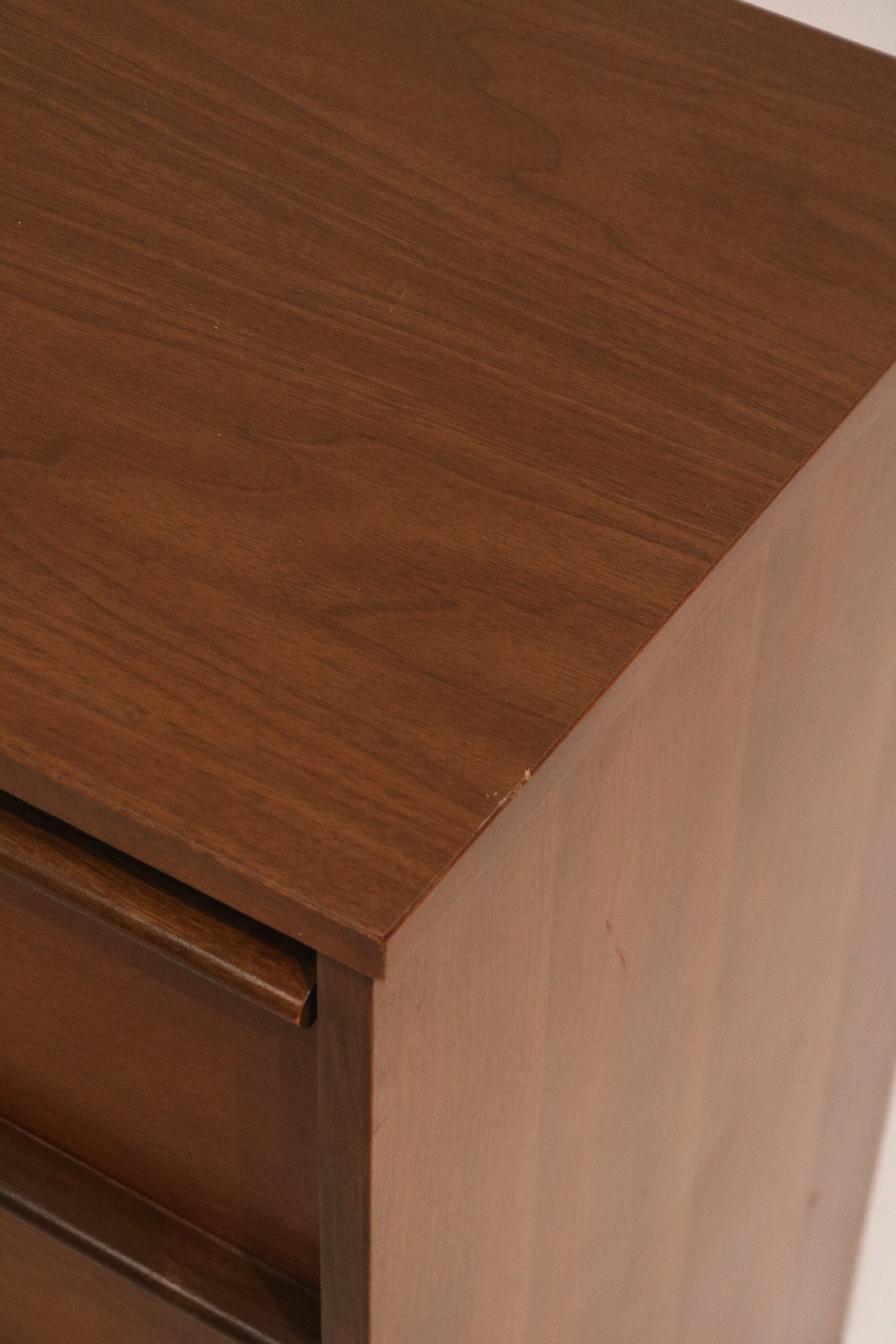 Close-up of the top surface showing walnut veneer condition and grain